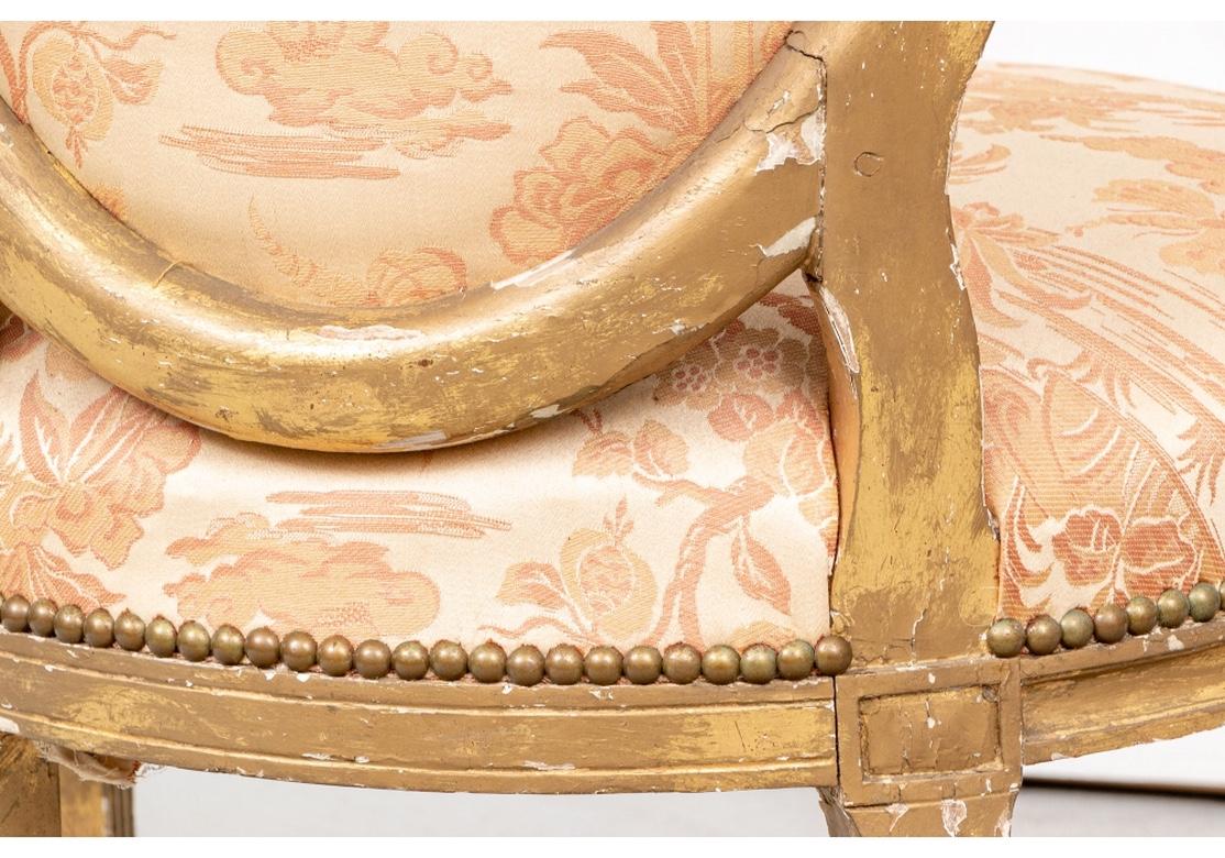 Feines Paar geschnitzte und vergoldete Sessel aus der Zeit von Georg III im Angebot 5