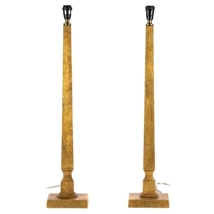 Paire de lampes d'obélisque Porta Romana dorées en forme d'obélisque