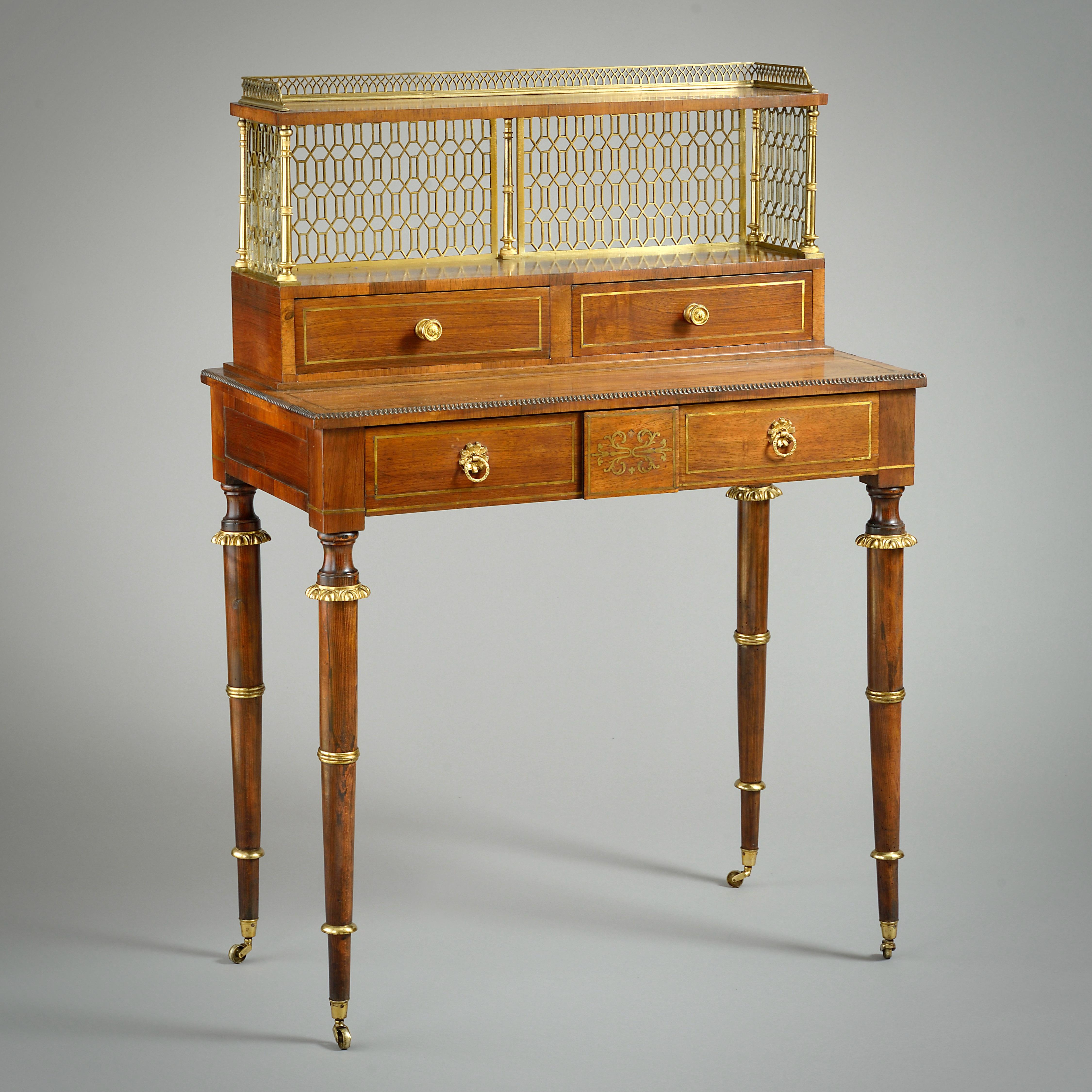 Fine Pair of Regency Bonheur-du-Jours In Good Condition For Sale In London, GB