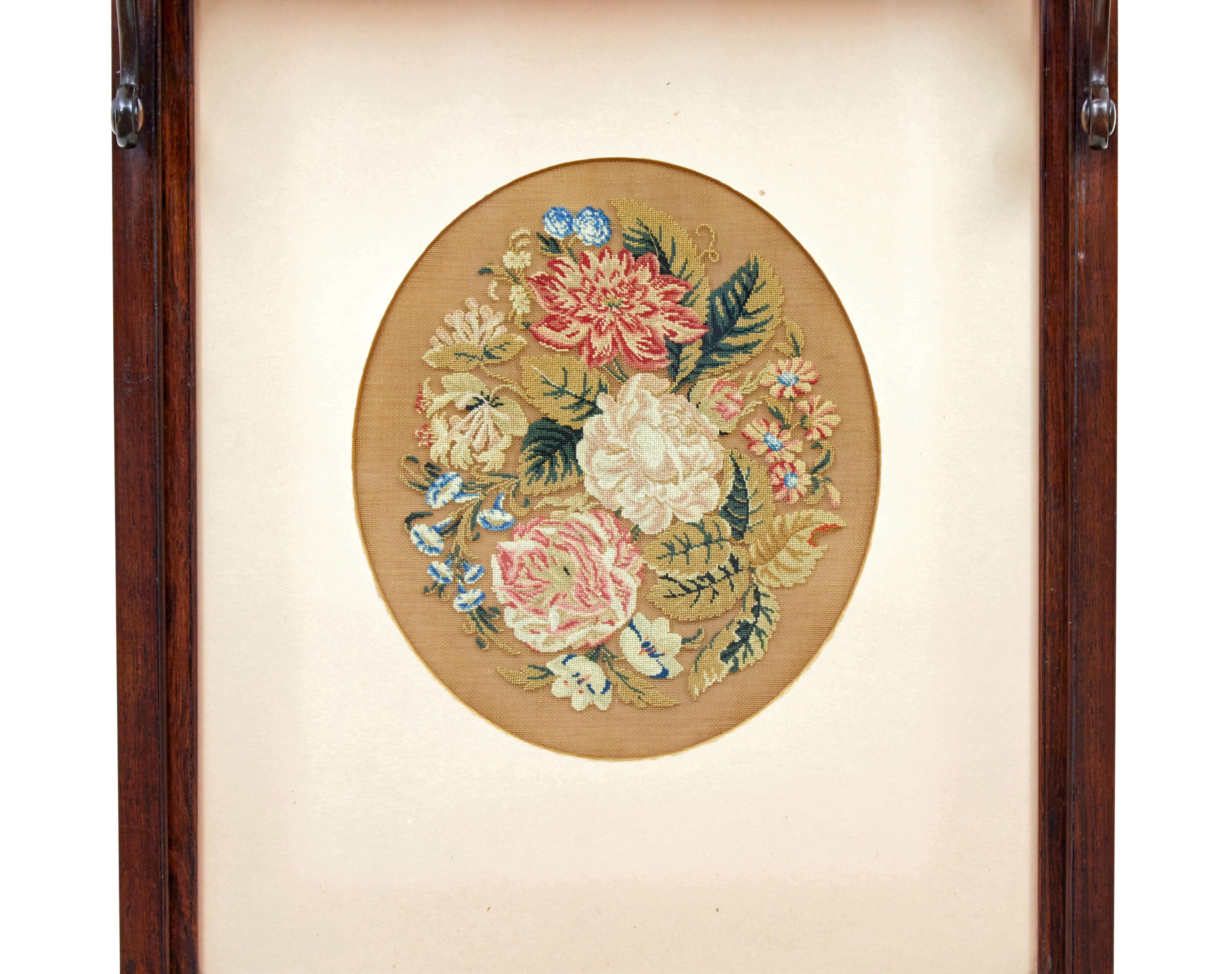 Feines Paar Gobelin-Kaminschirme aus der Regency-Zeit im Angebot 2
