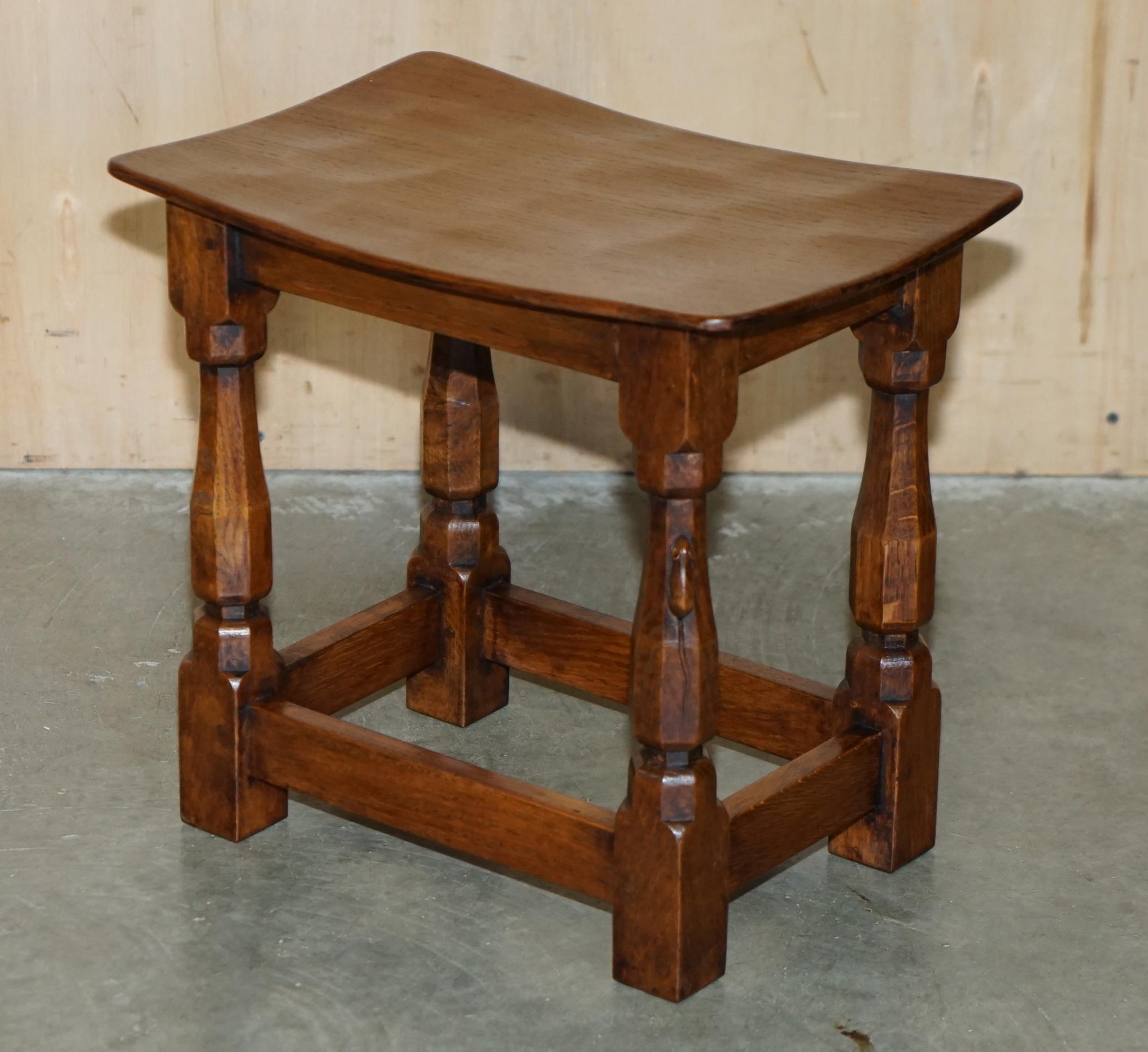 FiNE PAIR OF RTESTORED ORIGINAL 1930'S BURR OAK ROBERT MOUSEMAN THOMPSON STOOLS For Sale 7