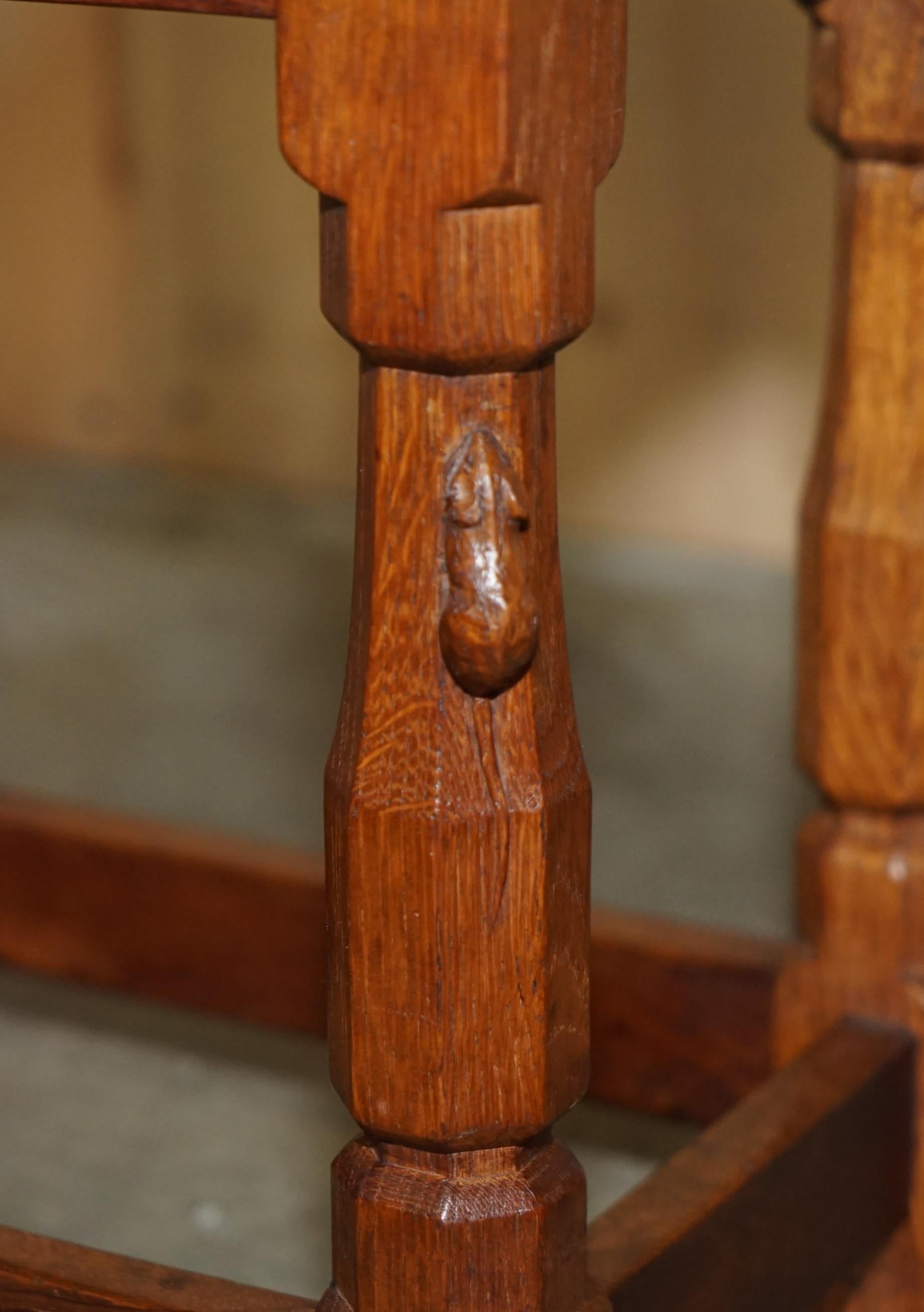 FiNE PAIR OF RTESTORED ORIGINAL 1930'S BURR OAK ROBERT MOUSEMAN THOMPSON STOOLS In Good Condition For Sale In West Sussex, Pulborough