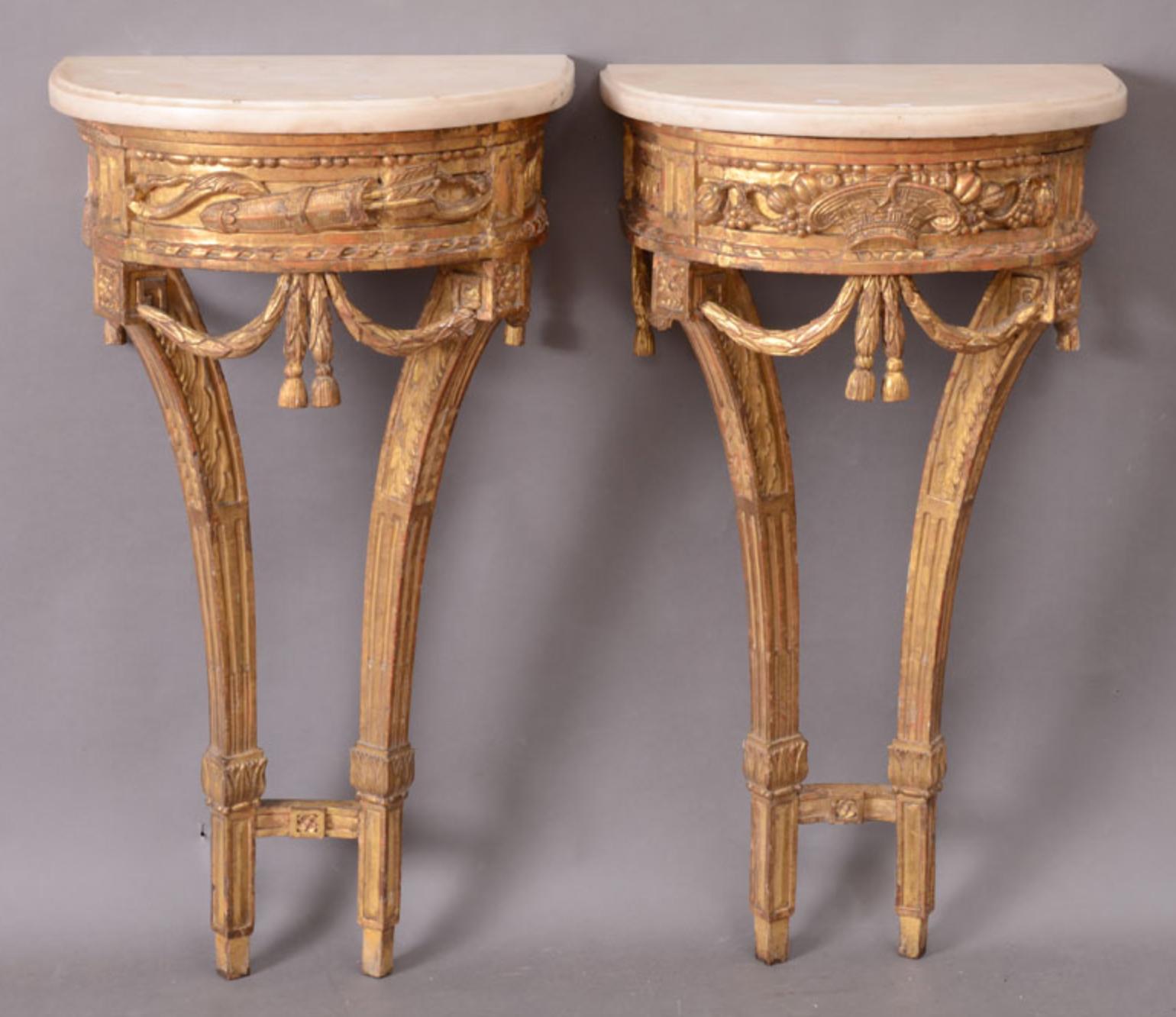Fine Pair of Small Louis XVI Carved Giltwood Console Tables In Good Condition In Sheffield, MA