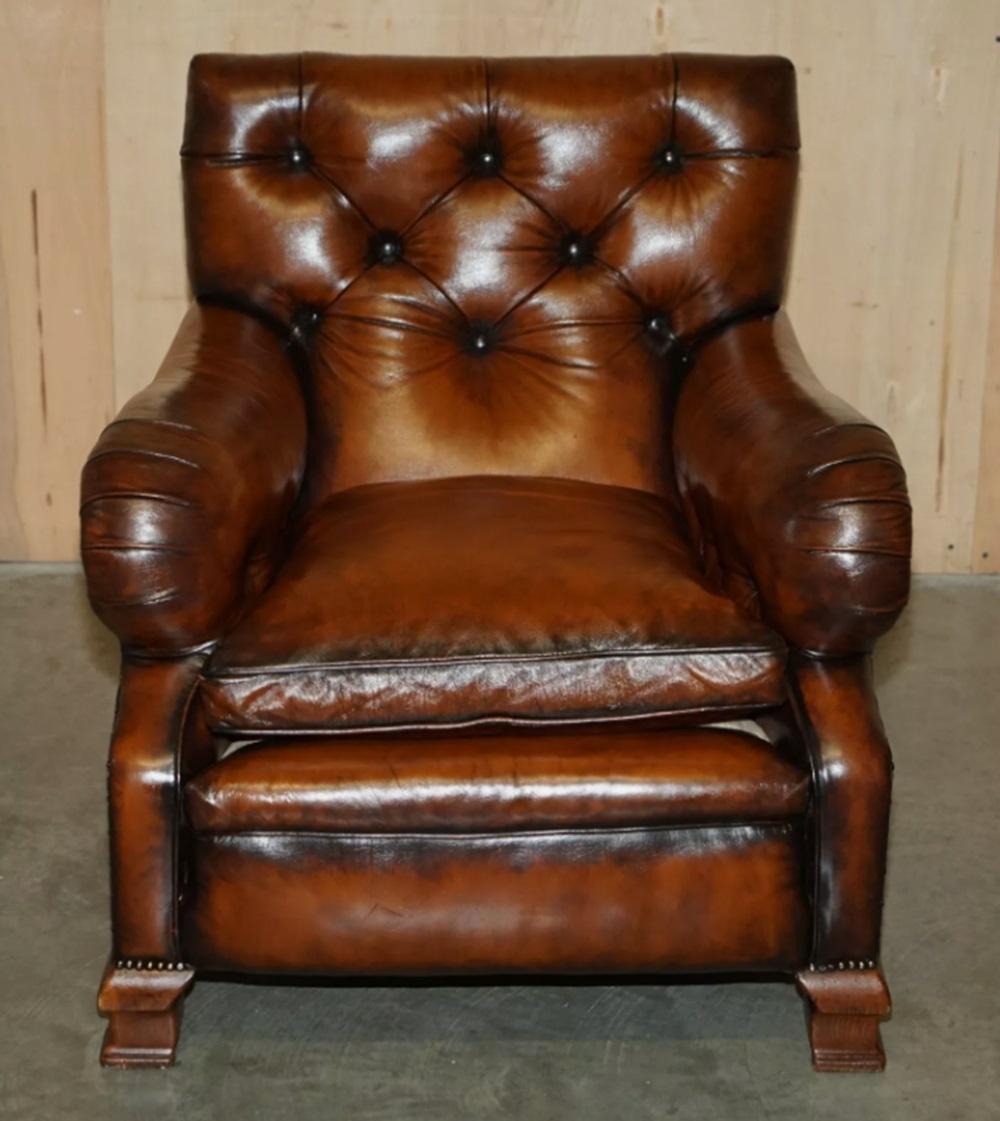 BEL PAIO DI POLTRONE VICTORIANE IN PELLE MARRONE DI CHESTERFIELD IN STILE Howard and Sons in vendita 10