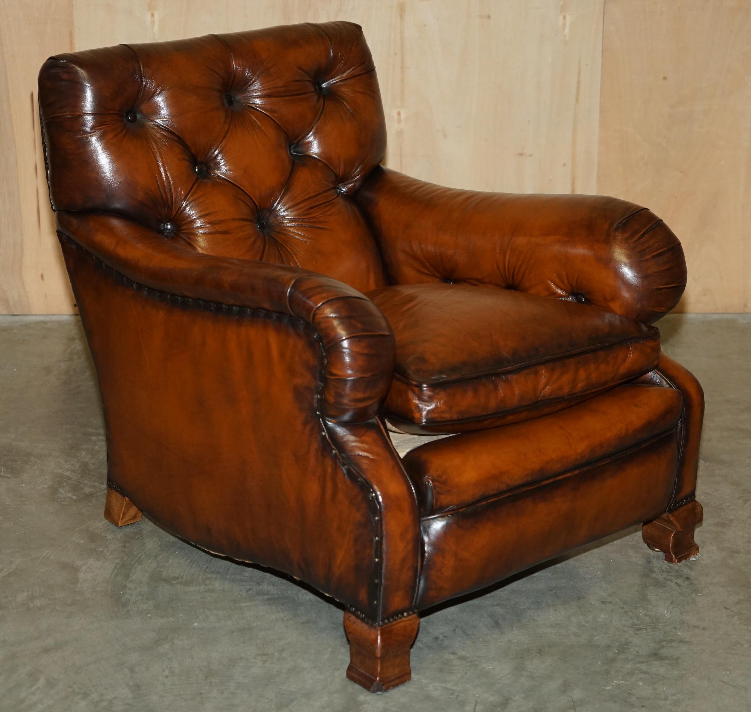 Victorian FINE PAIR OF VICTORIAN CHESTERFIELD BROWN LEATHER HOWARD & SON'S STYLE ARMCHAiRS For Sale