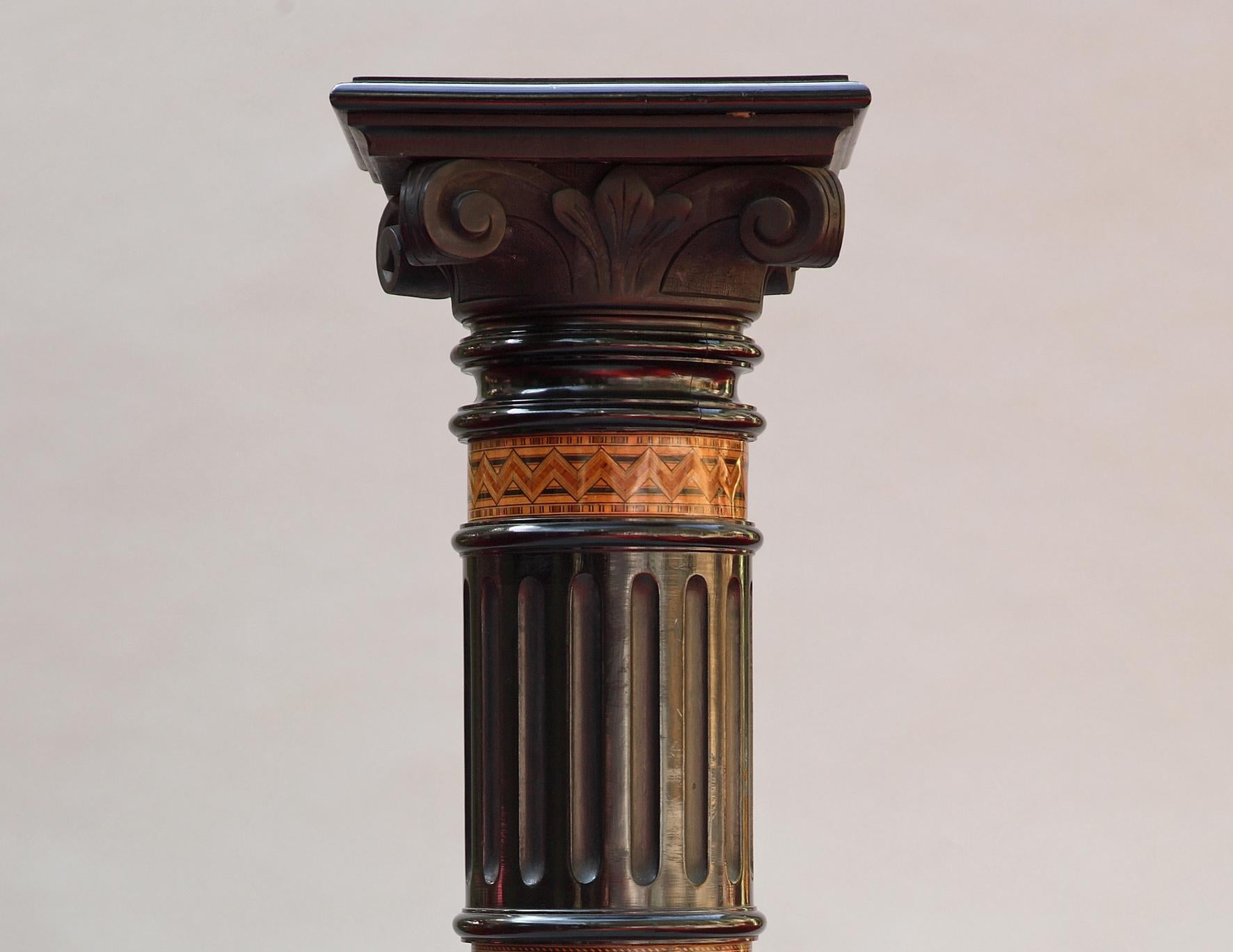 Fine Pair of Wooden Columns, Italy, Circa 1880 In Good Condition For Sale In PARIS, FR