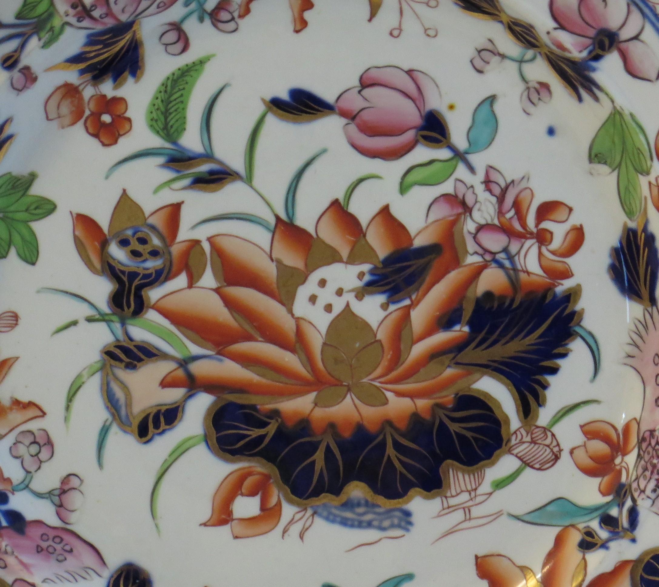 Hand-Painted Fine Pair of Georgian Mason's Ironstone Plate in Water Lily Pattern, circa 1818
