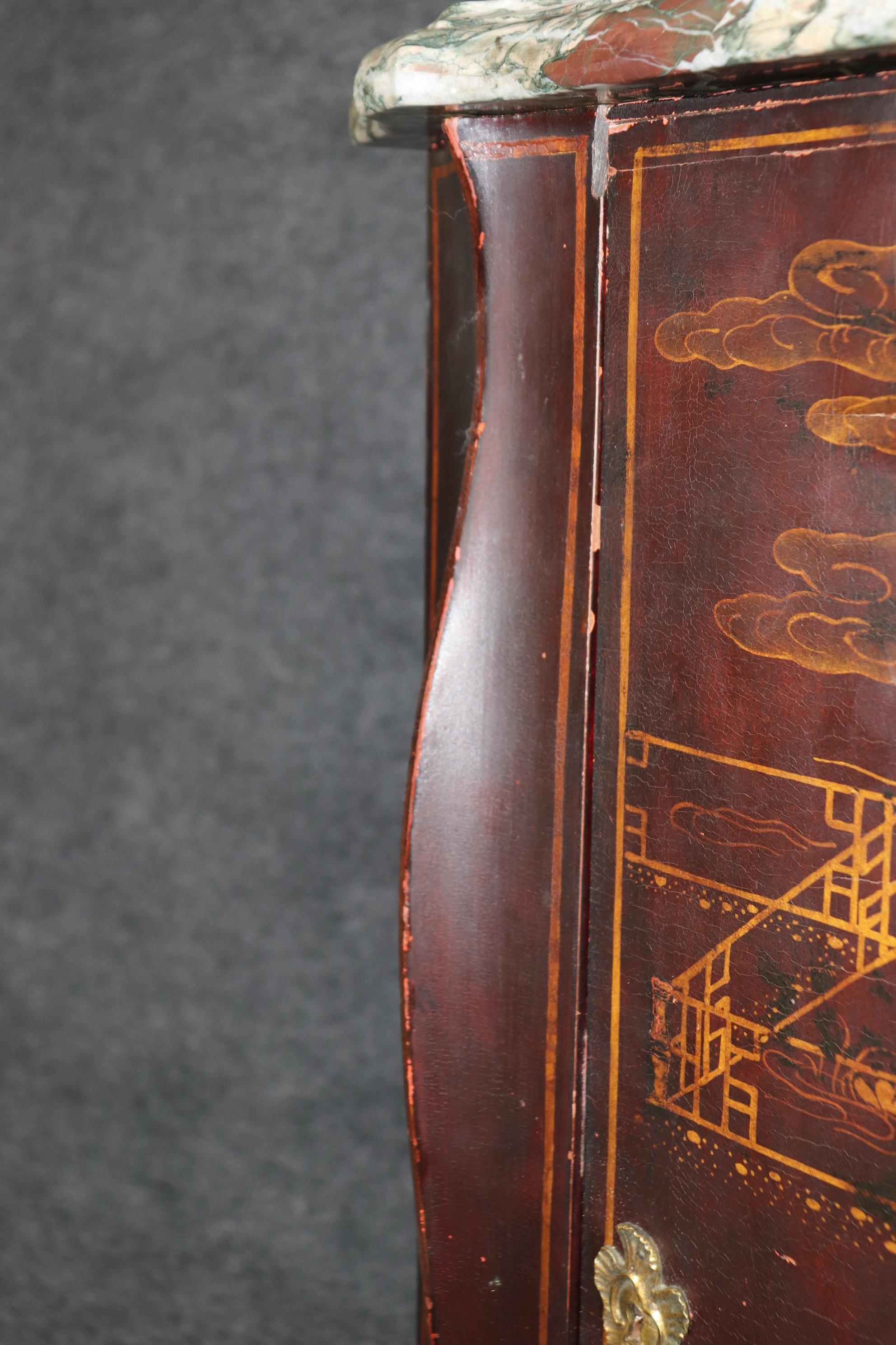 Paire de rares armoires d'angle signées Maison Jansen Chinoiserie en vente 6