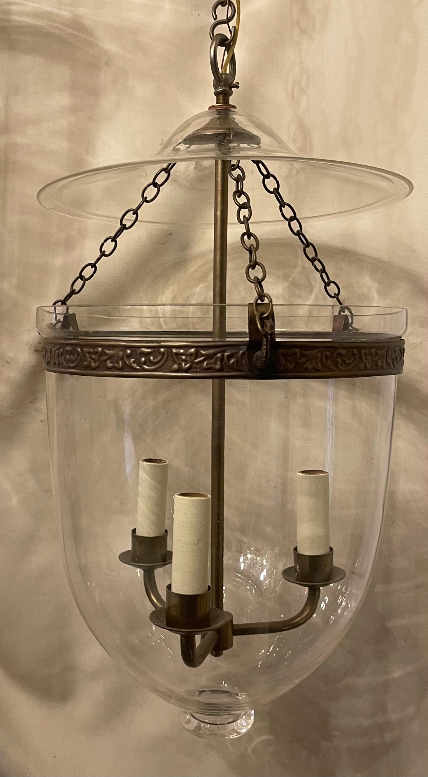 A fine English regency style brass / bronze bell jar blown glass lantern 3 candelabra light fixture by Vaughan Designs
Accompanied by chain canopy and mounting hardware

