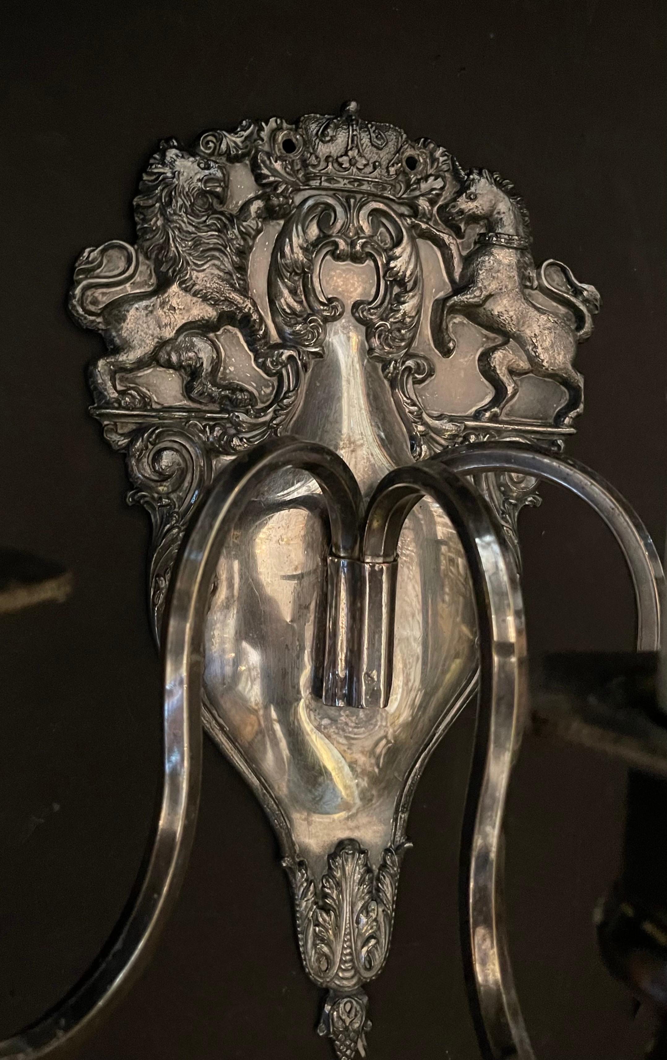 Fine Pair Sheffield English Silver Plated Lion Unicorns Horse Shield Sconces In Good Condition For Sale In Roslyn, NY