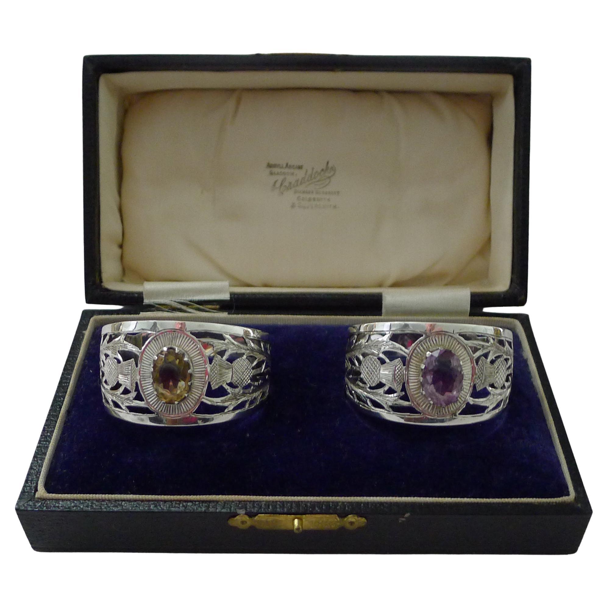 Fine Pair Silver & Cairngorm Stone Napkin Rings - 1927 en venta