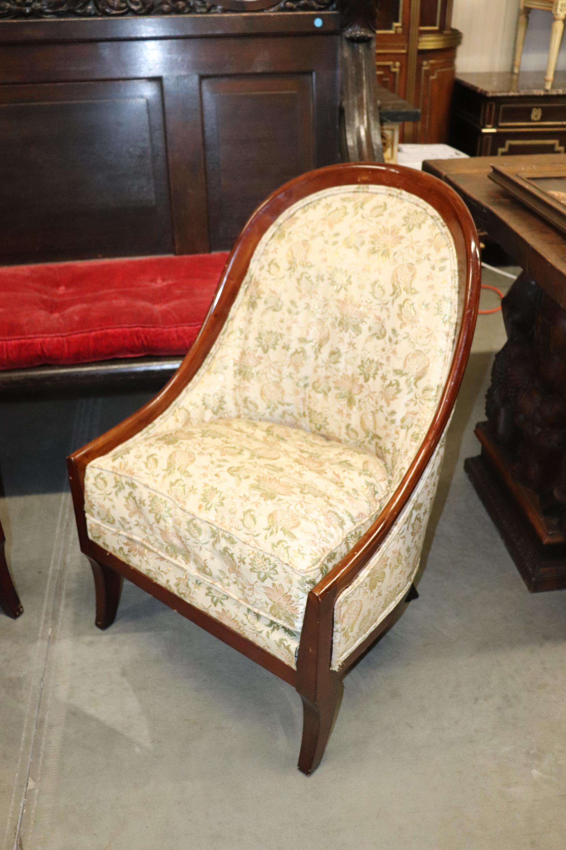 Fine Pair Solid Mahogany English Regency Tub Style Lounge Club Chairs Circa 1890 In Good Condition In Swedesboro, NJ