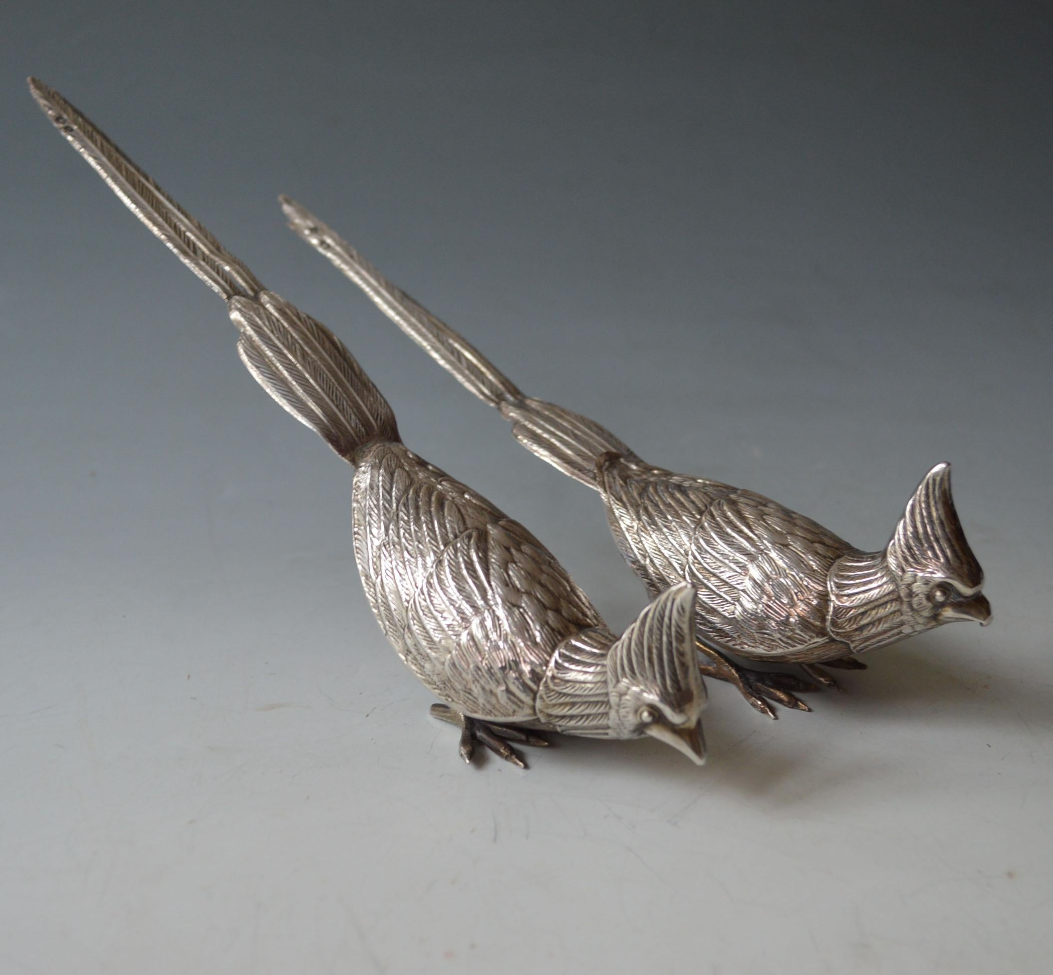 Hand-Crafted Fine pair Vintage Spanish hand crafted Silver Cockatoo Birds Decorative Antique For Sale