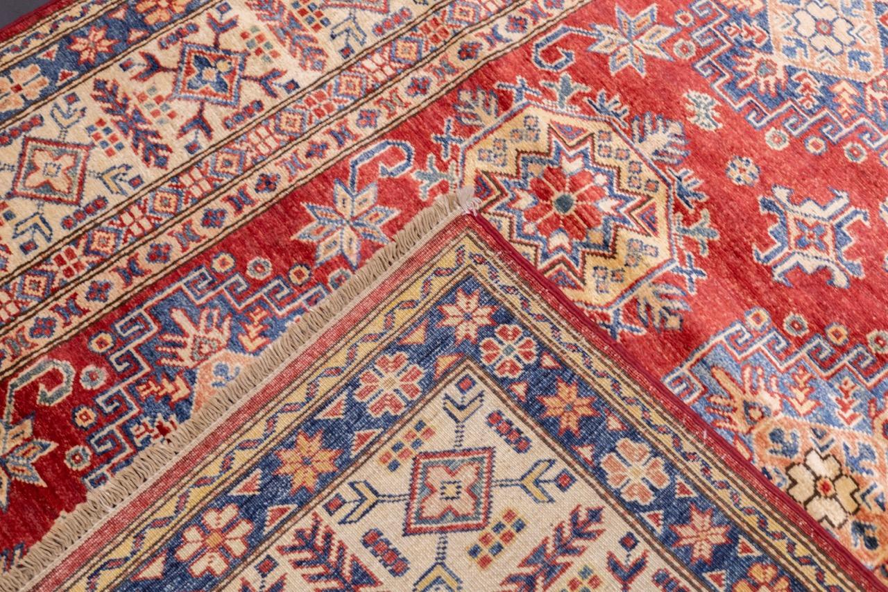 Fine PAK Kazak Wool Rug 5'6