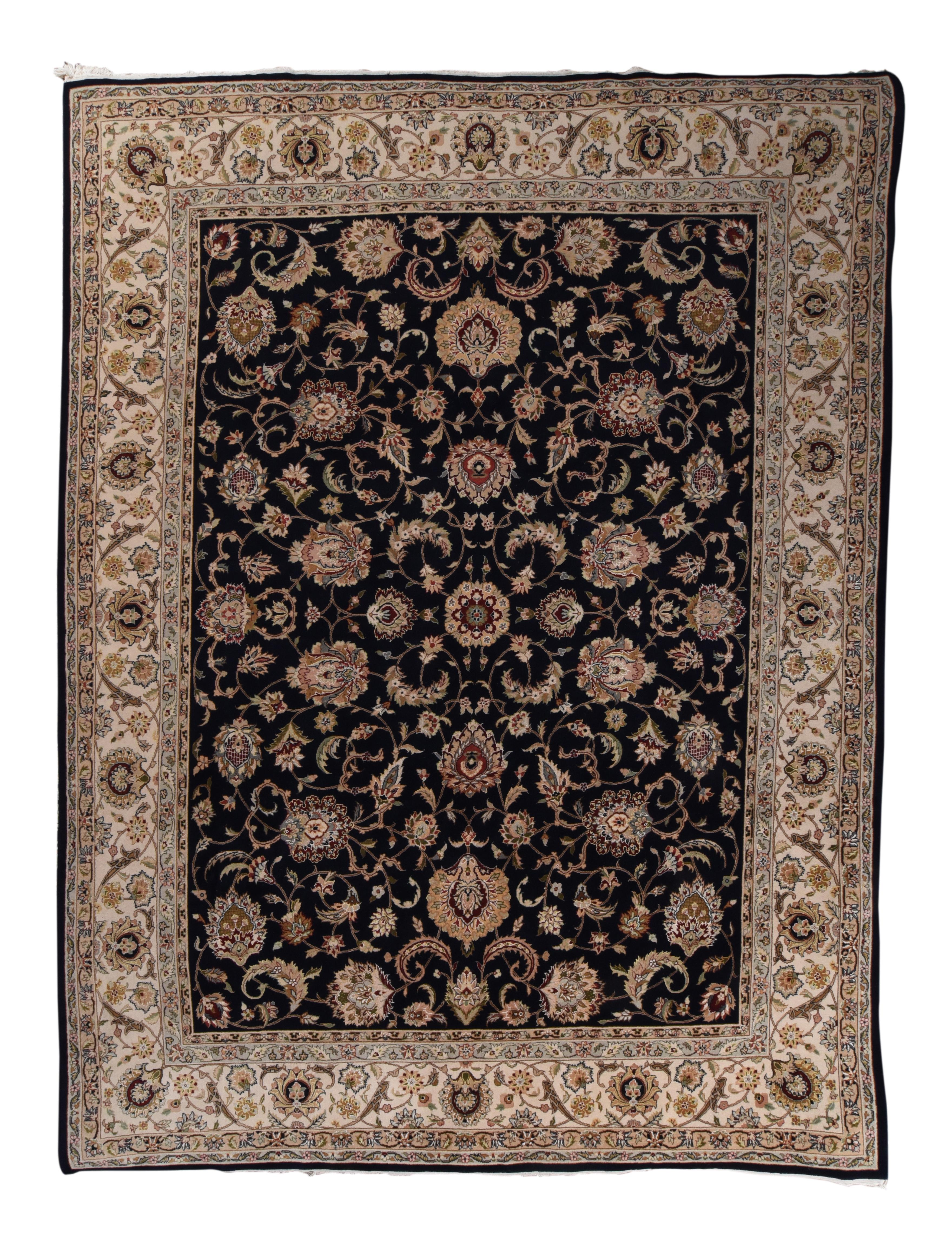 Fine Pak Persian Tabriz Design Rug, Wool, Hand Knotted In Excellent Condition For Sale In New York, NY