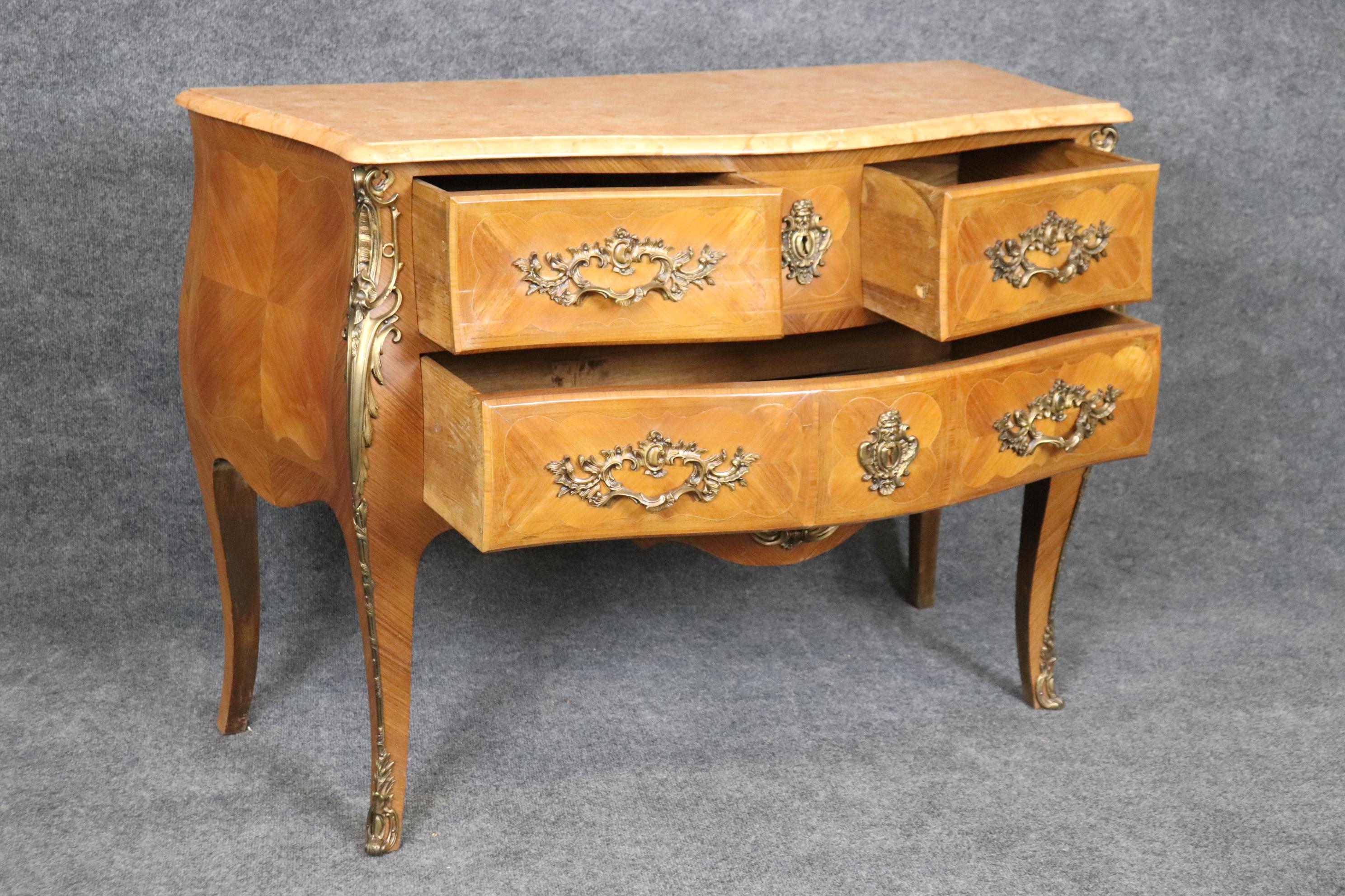 Fine Pale Walnut French Louis XV bronze Mounted Marble Top 3 Drawer Commode  For Sale 3