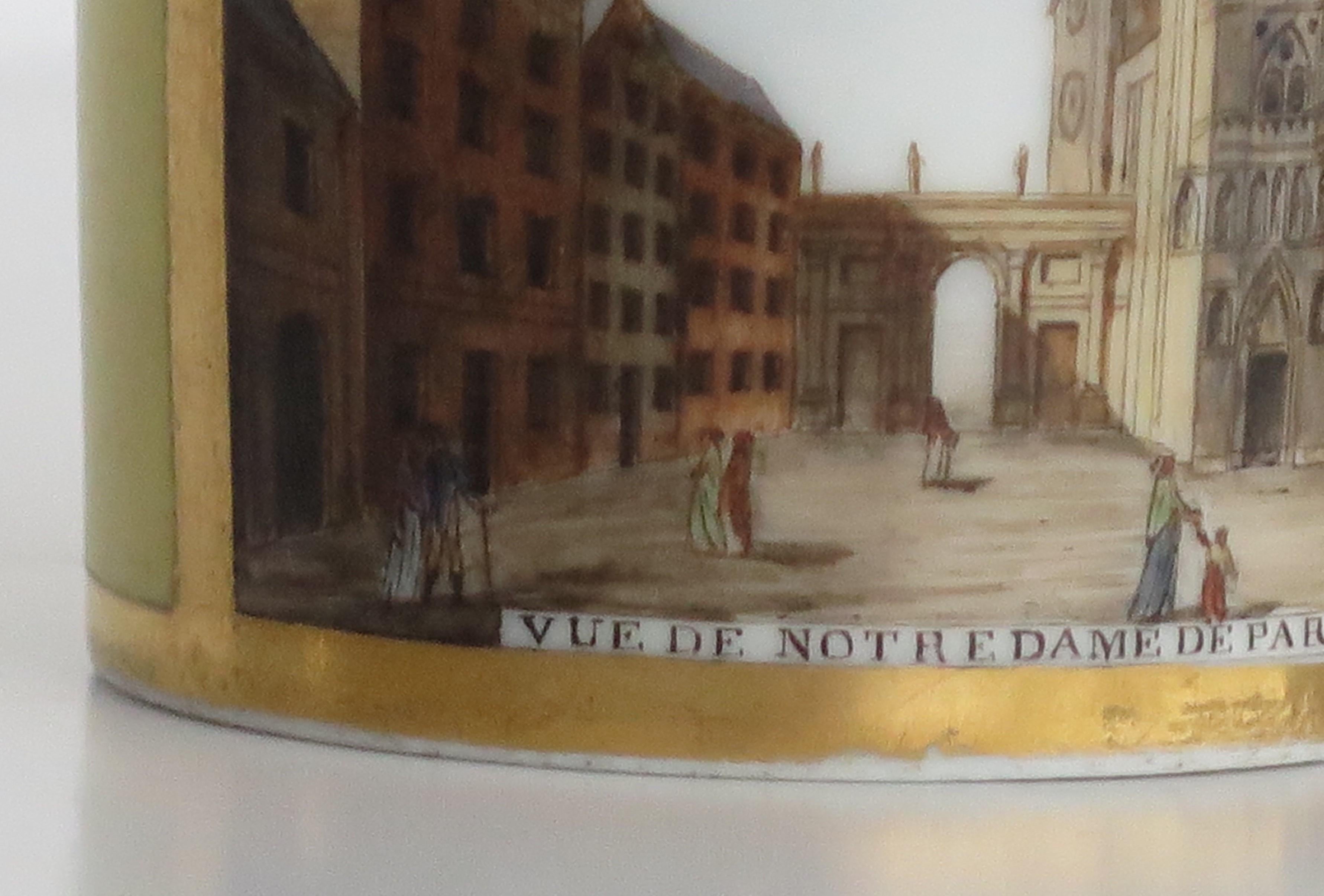Feine Pariser Porzellan-Kaffeekanne Vue De Notredame De Paris, Französisch, um 1795 im Zustand „Gut“ im Angebot in Lincoln, Lincolnshire