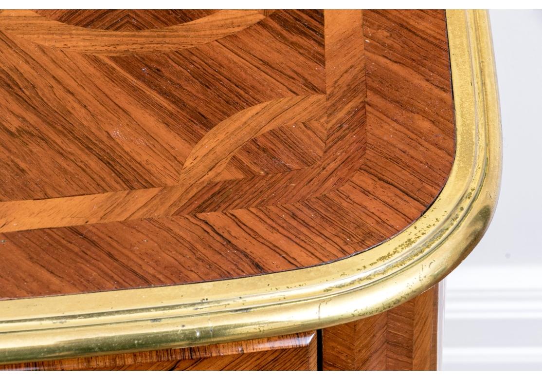 Parquet Bene  Cassapanca intarsiata in stile Luigi XV in vendita
