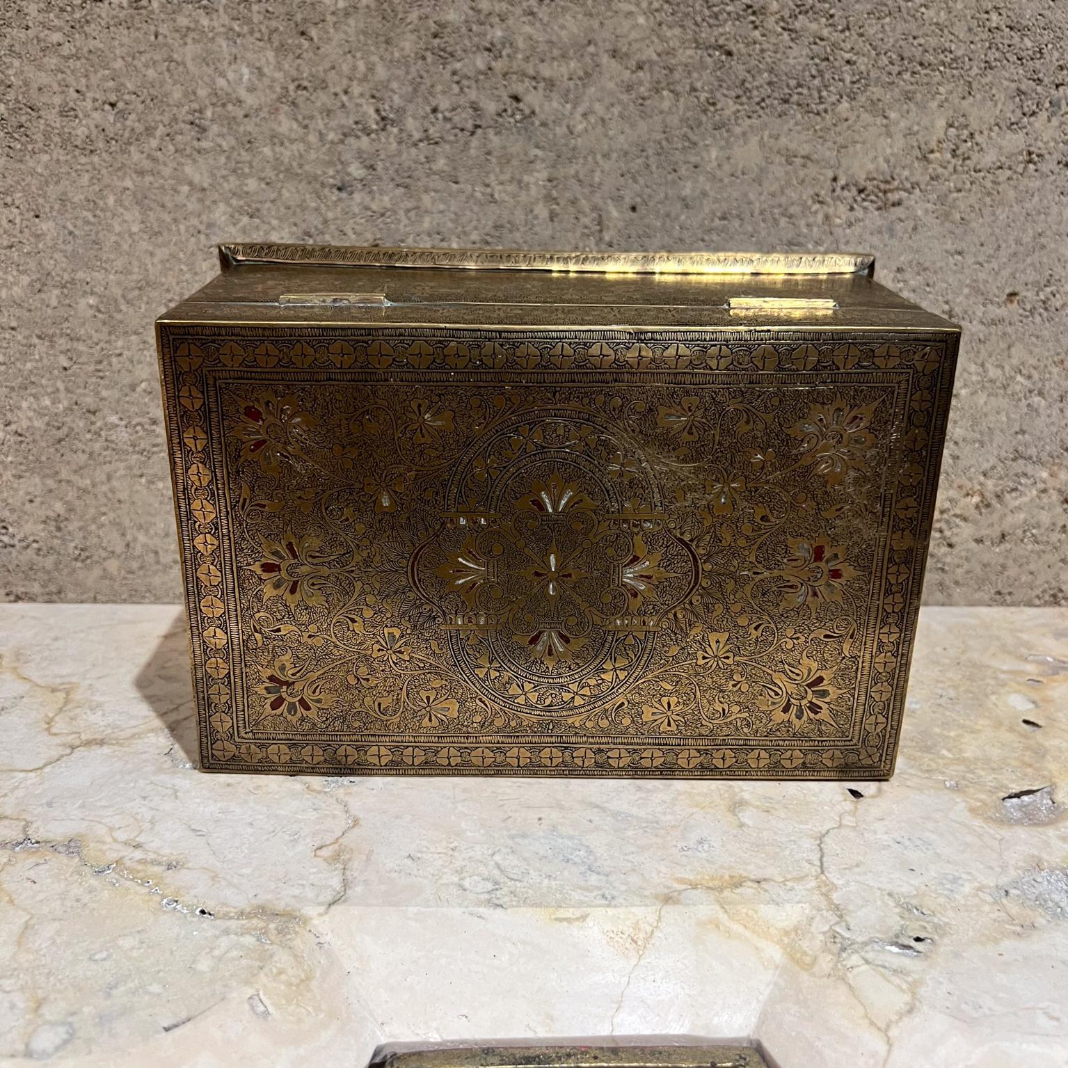 Fine Patinated Etched Brass Jewelry Box Style Tiffany For Sale 6