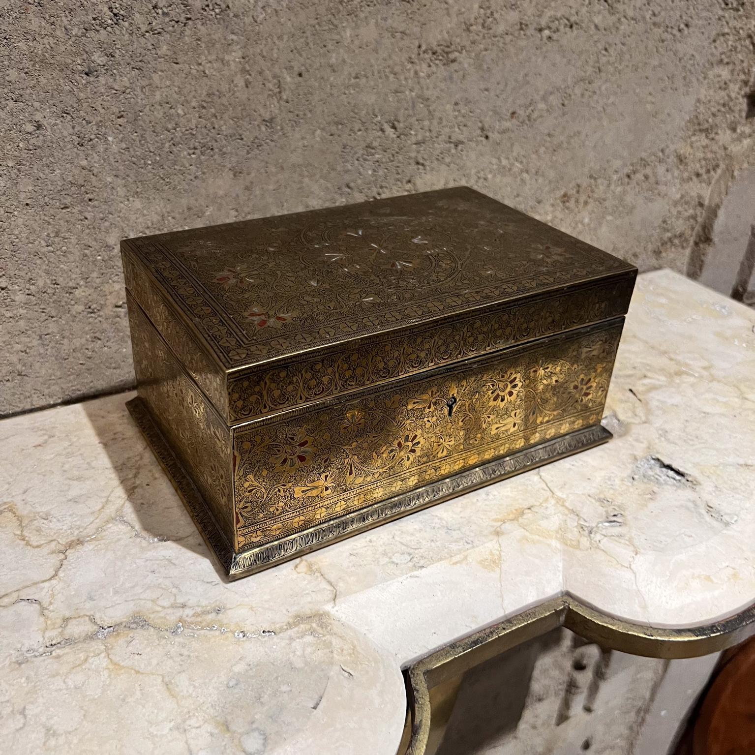 Art Deco Fine Patinated Etched Brass Jewelry Box Style Tiffany For Sale
