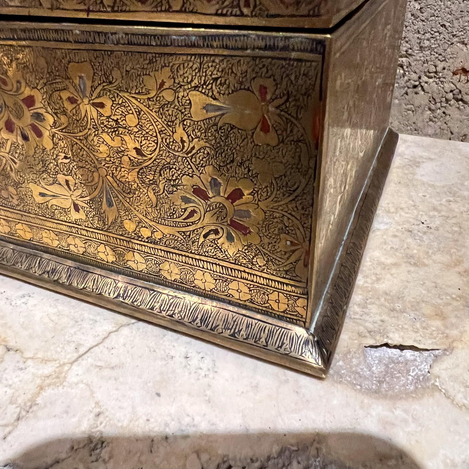 Fine Patinated Etched Brass Jewelry Box Style Tiffany For Sale 1