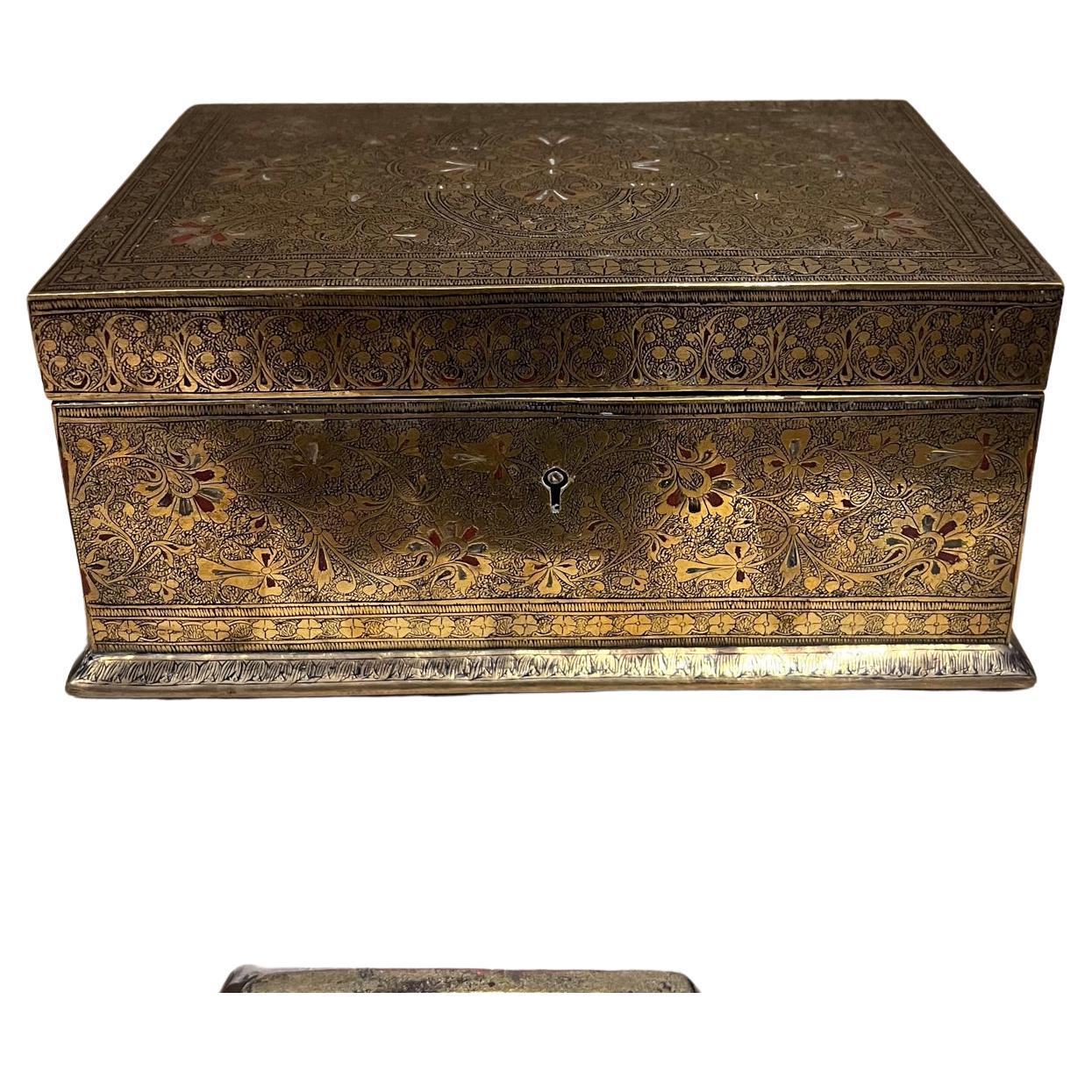 Fine Patinated Etched Brass Jewelry Box Style Tiffany For Sale