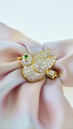 Fine Pave Set Diamond, Emerald, and 18K Yellow & White Gold Charming Bird Brooch