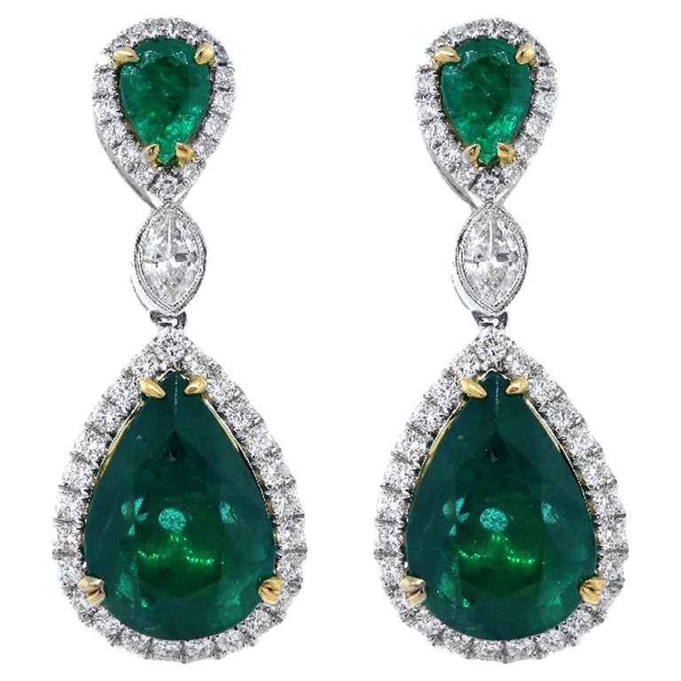 Fine Pear Shape Emerald and Diamond Dangle Earrings For Sale