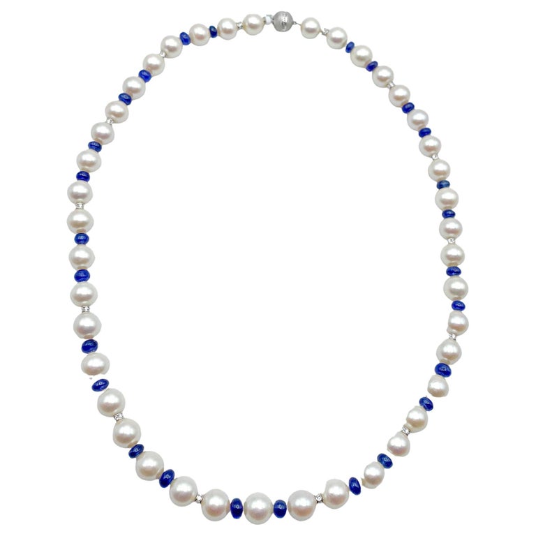 Fine Pearl Necklace with Sapphires 6 Carat 14 Karat Gold For Sale at