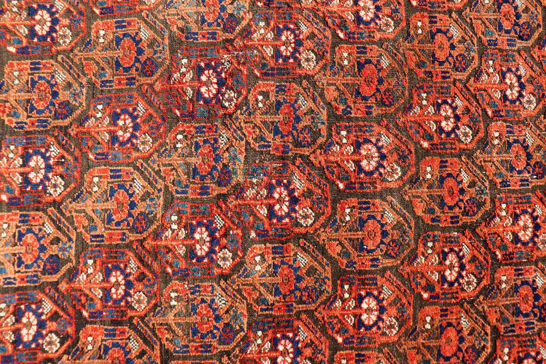 Tribal  Tapis persan ancien Afshar à fond orange et cuivre et multicolore en vente