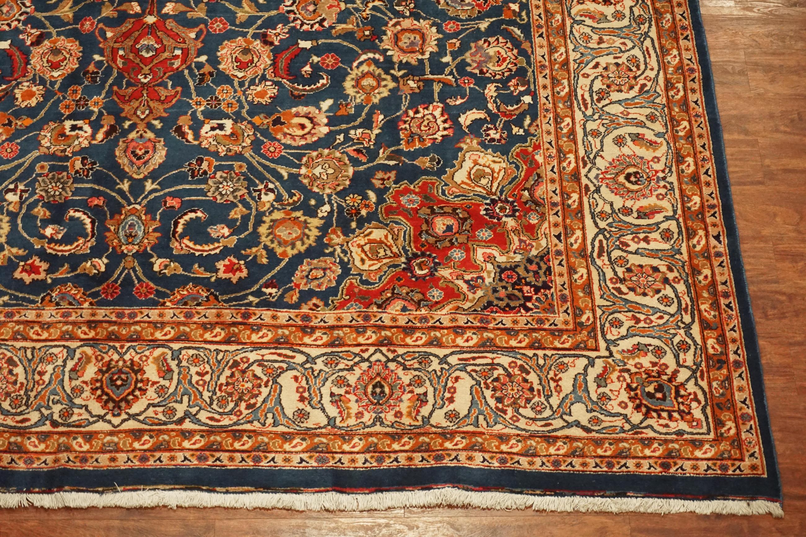 20th Century Fine Persian Isfahan, circa 1960 For Sale