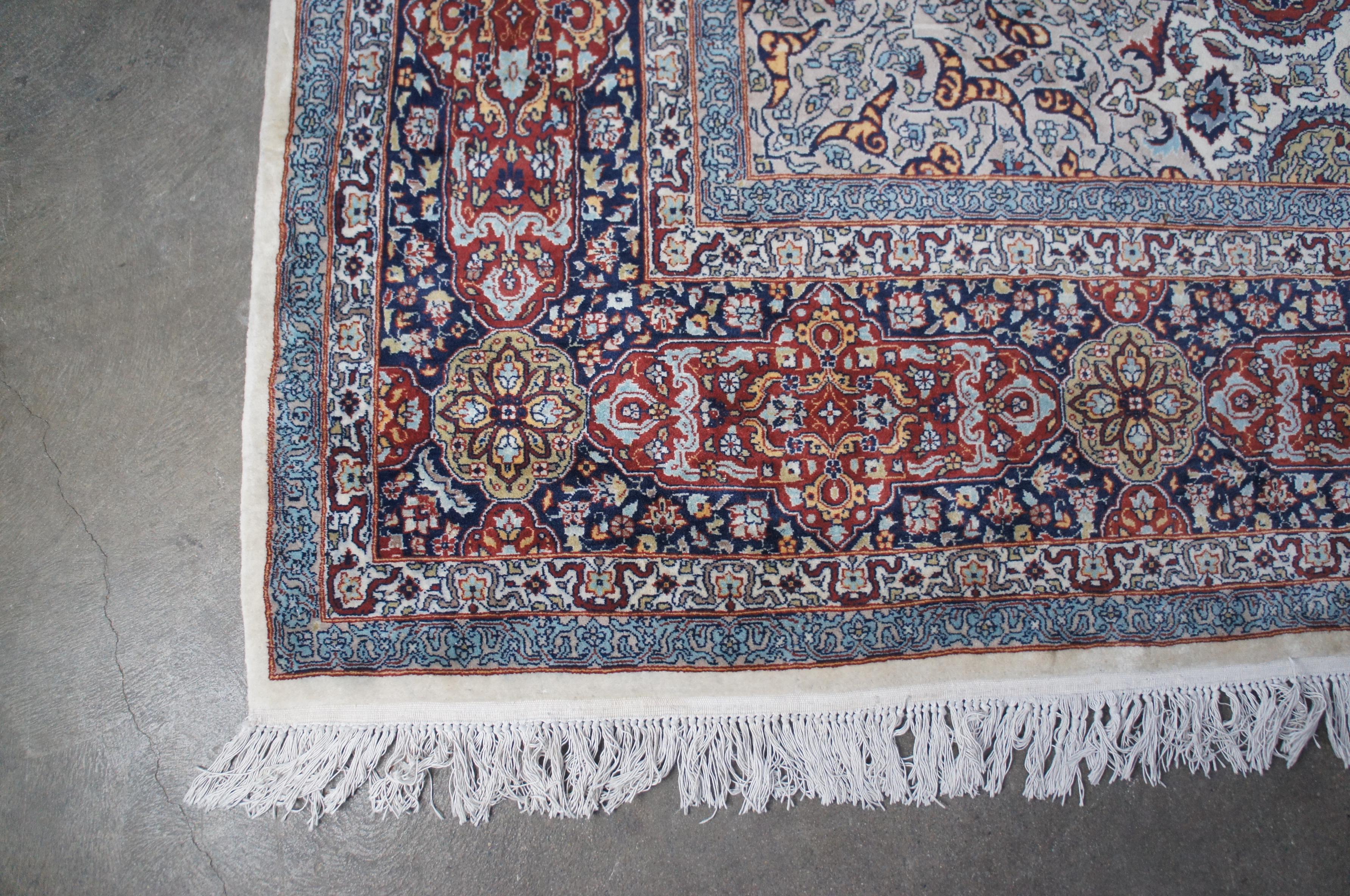 Tappeto persiano Nain in seta e lana Ardabil con medaglione floreale 9' x 13' in vendita 5