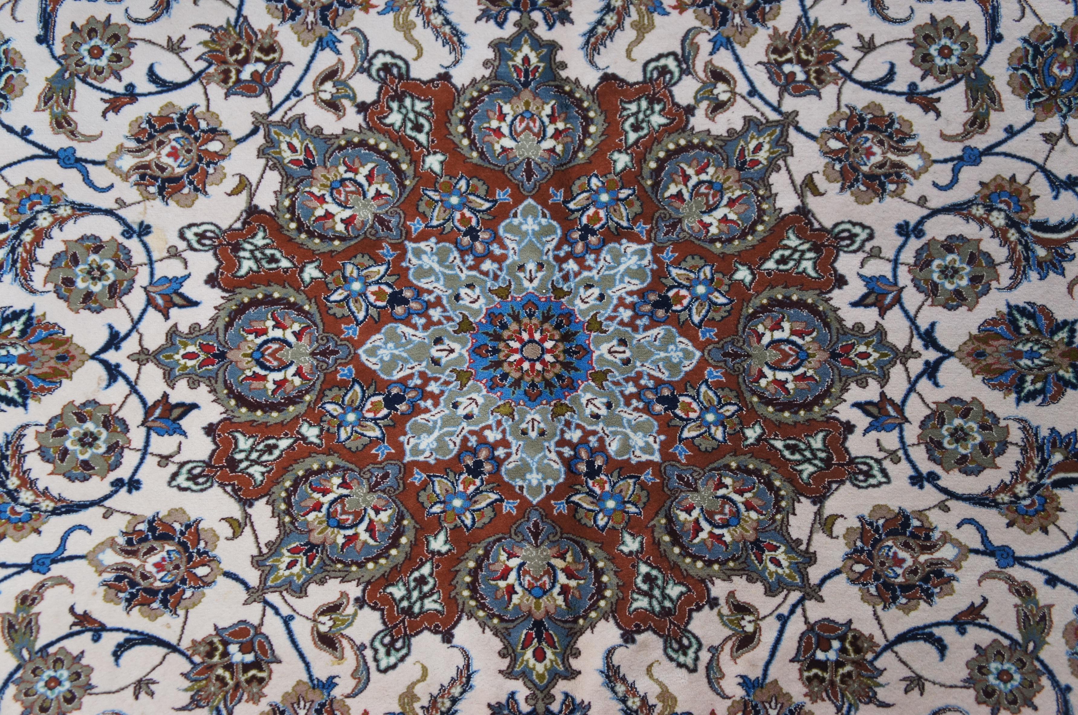 Alfombra Persa Nain de Seda y Lana con Medallón Floral 7' x 10.5' en venta 2