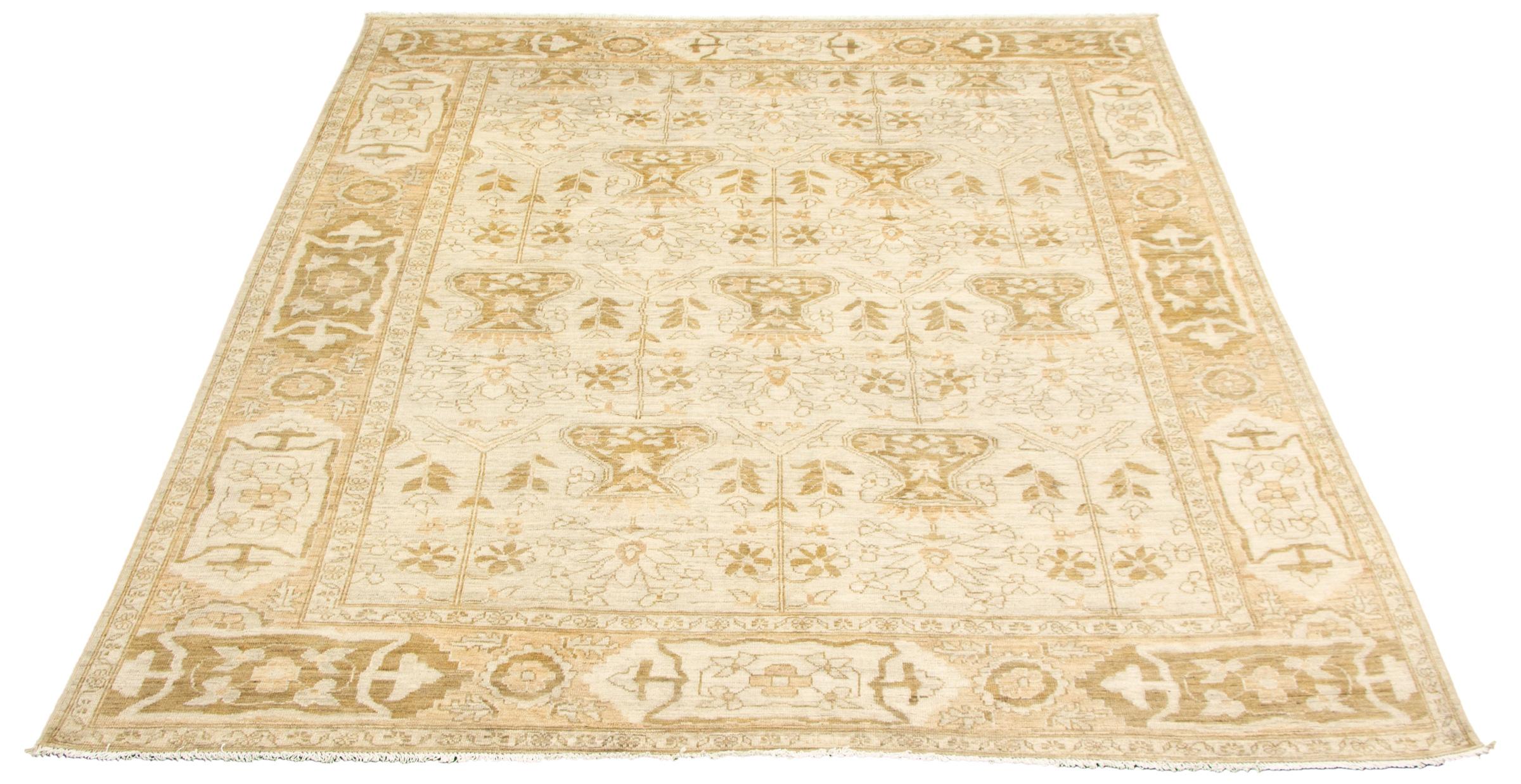Perse Tapis persan Oushak transitionnel, crème, taupe et brun clair  8' x 10' en vente
