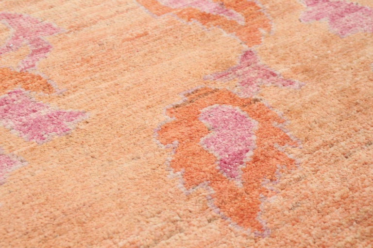Fine Persian Oushak Rug, Pink & Orange, Transitional Floral Design - 9'x12' For Sale 2