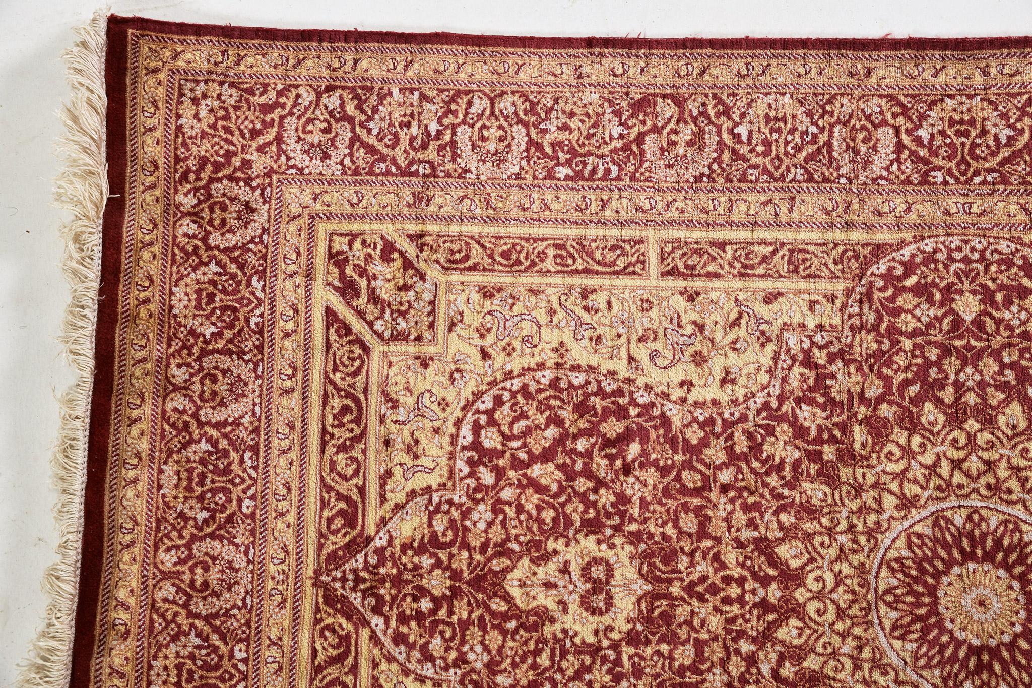 Fine Persian Qum Silk Rug 26894 In New Condition For Sale In WEST HOLLYWOOD, CA