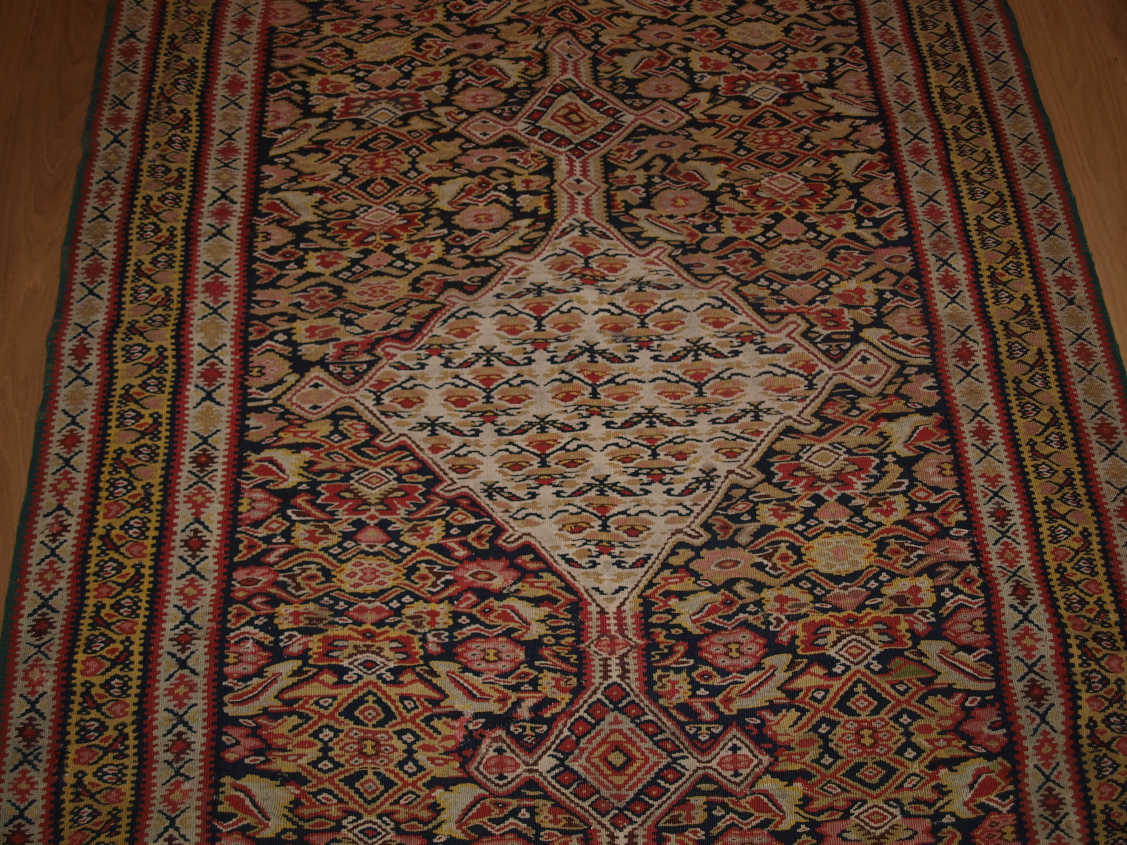 Early 20th Century Fine Persian Senneh Kilim with Soft Colors, circa 1900 For Sale