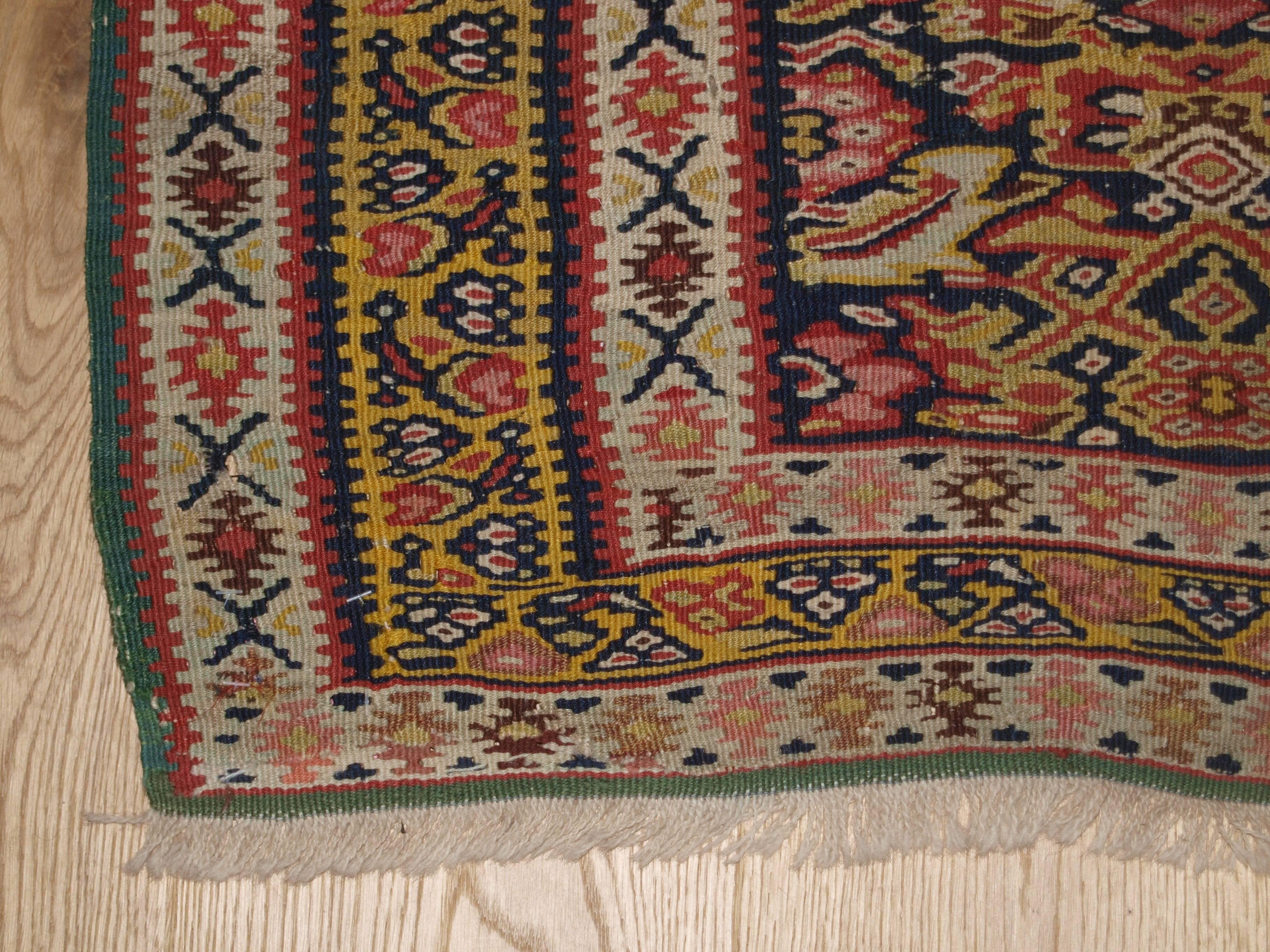Fine Persian Senneh Kilim with Soft Colors, circa 1900 For Sale 3