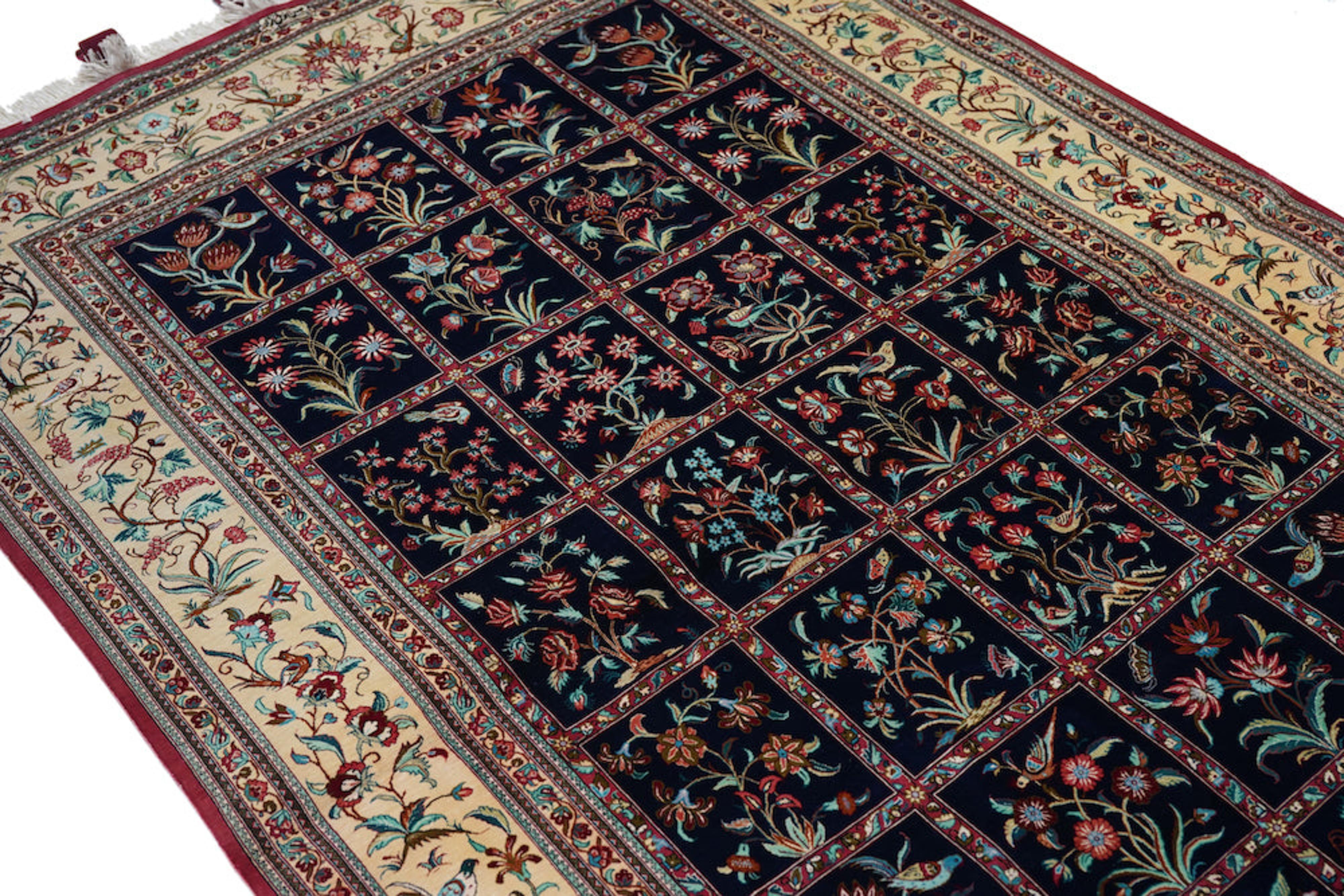Äußerst feiner persischer Qum-Teppich aus reiner Seide 4'5'' x 6'11'' (20. Jahrhundert) im Angebot
