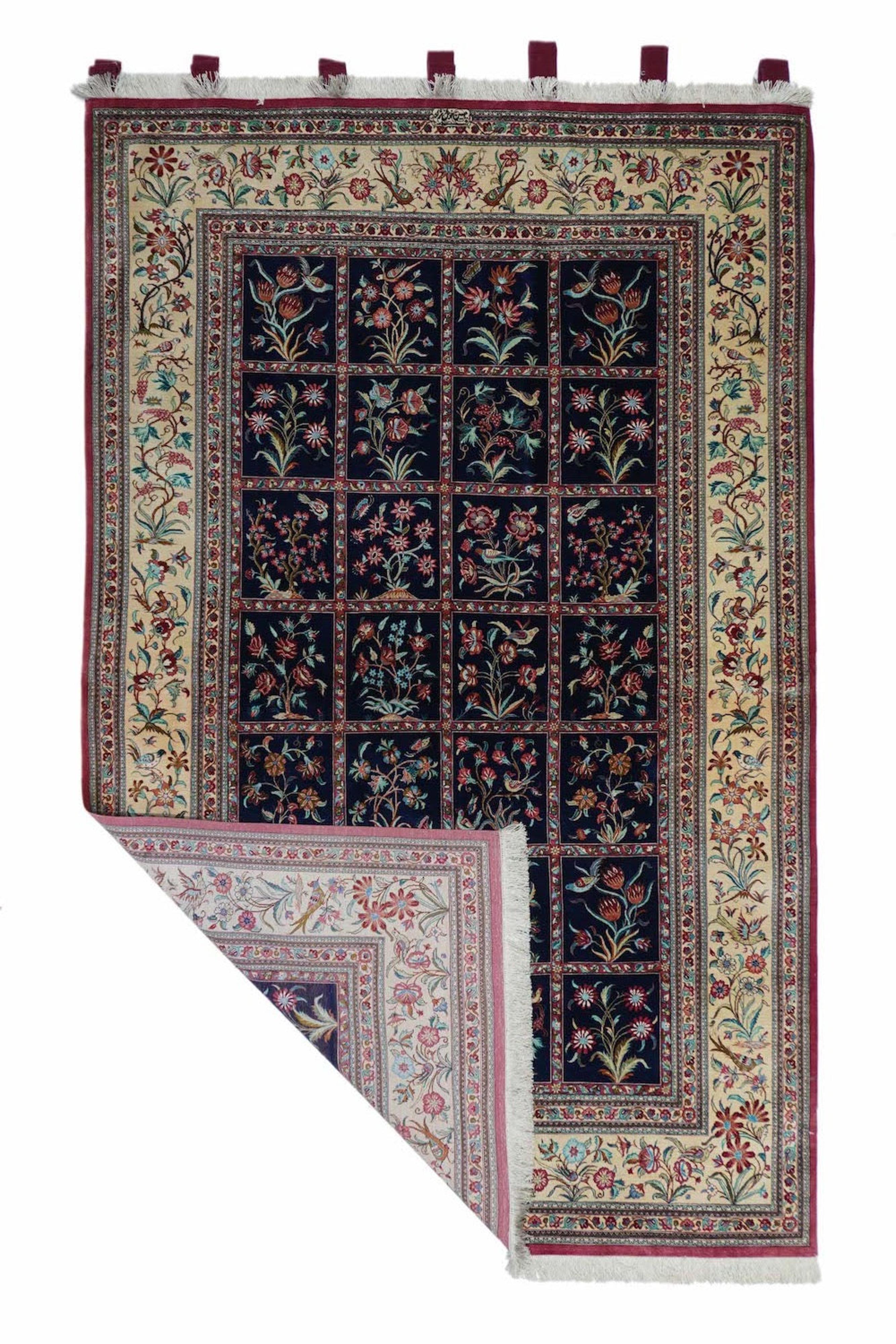 Äußerst feiner persischer Qum-Teppich aus reiner Seide 4'5'' x 6'11'' (Sonstiges) im Angebot