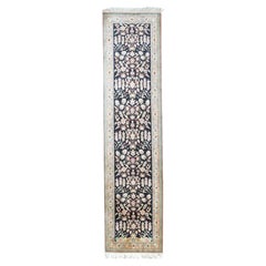 Runner Qum in seta fine persiana 2'6'' x 10'2''