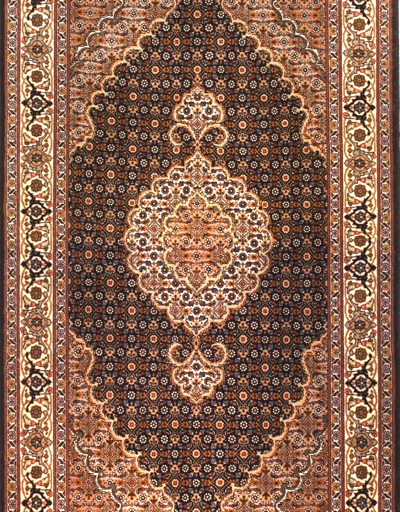 Persiano Tappeto lungo Tabriz persiano fine 2'7'' x 11'10'' in vendita