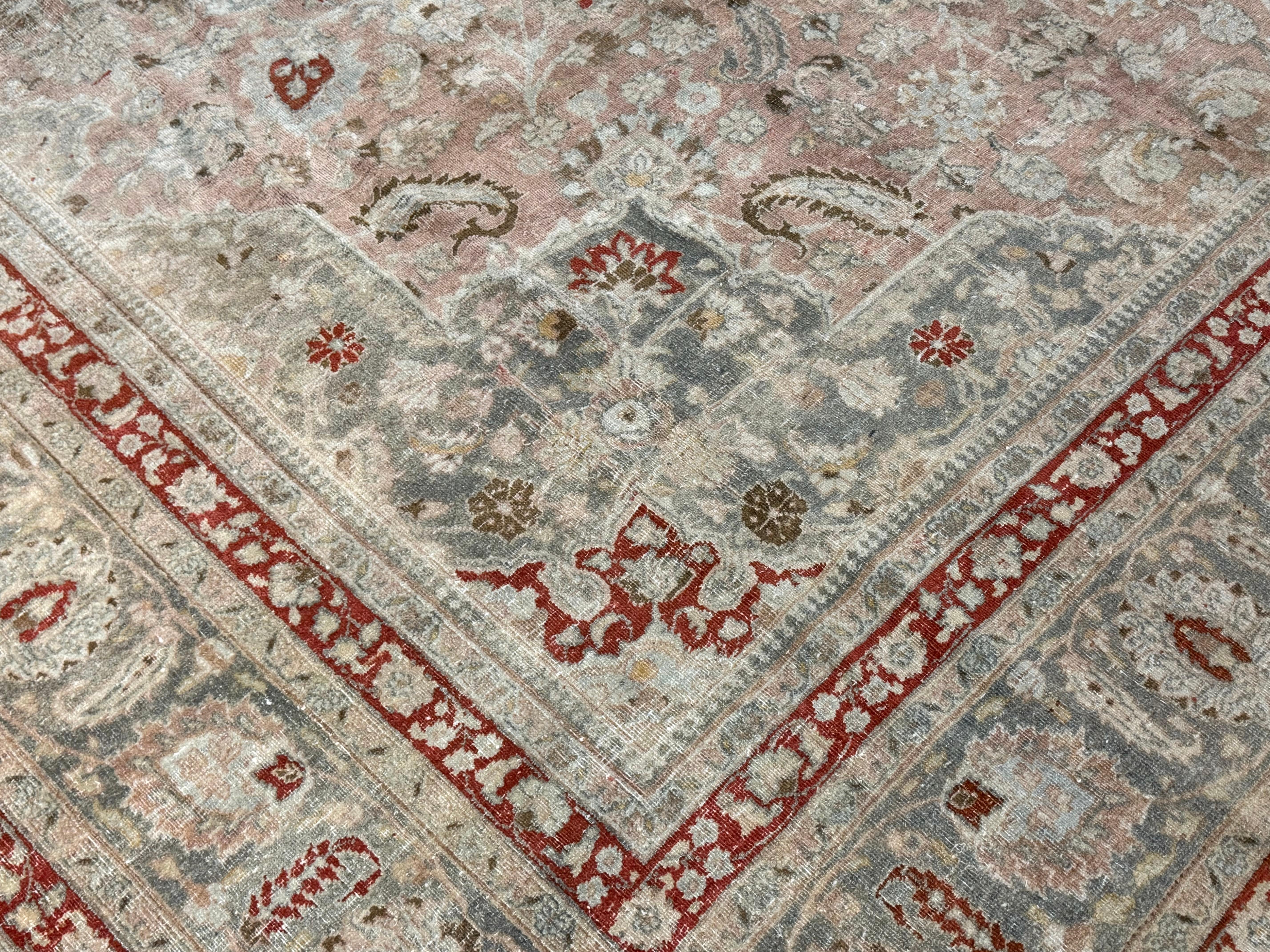Fine Persian Tabriz Rug 10’ x 12’11” For Sale 6