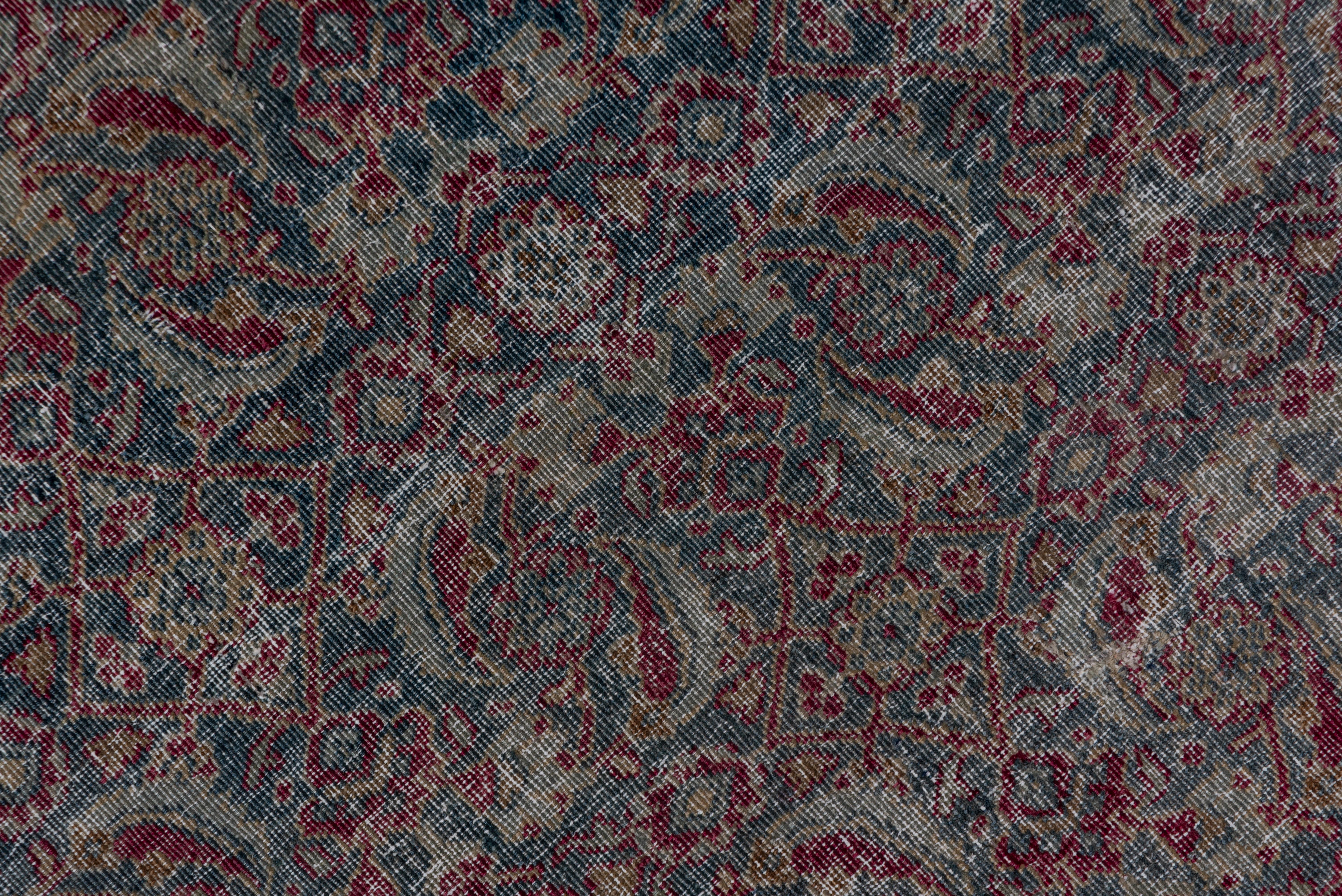 Fine Persian Tabriz Rug, circa 1920s For Sale 1