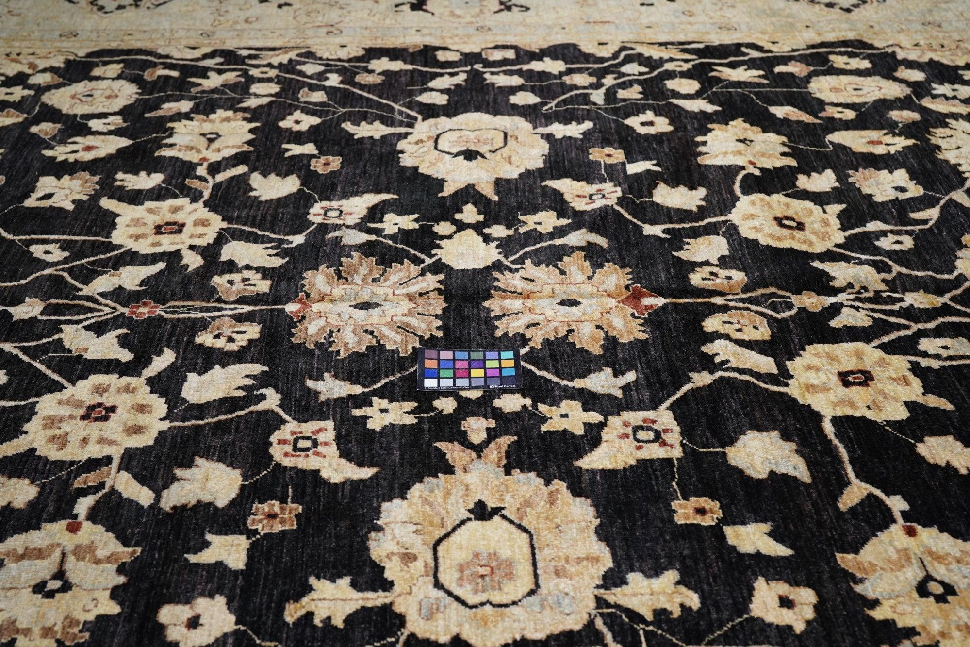 Peshawar-Teppich 11'5'' x 17'3'' (21. Jahrhundert und zeitgenössisch) im Angebot
