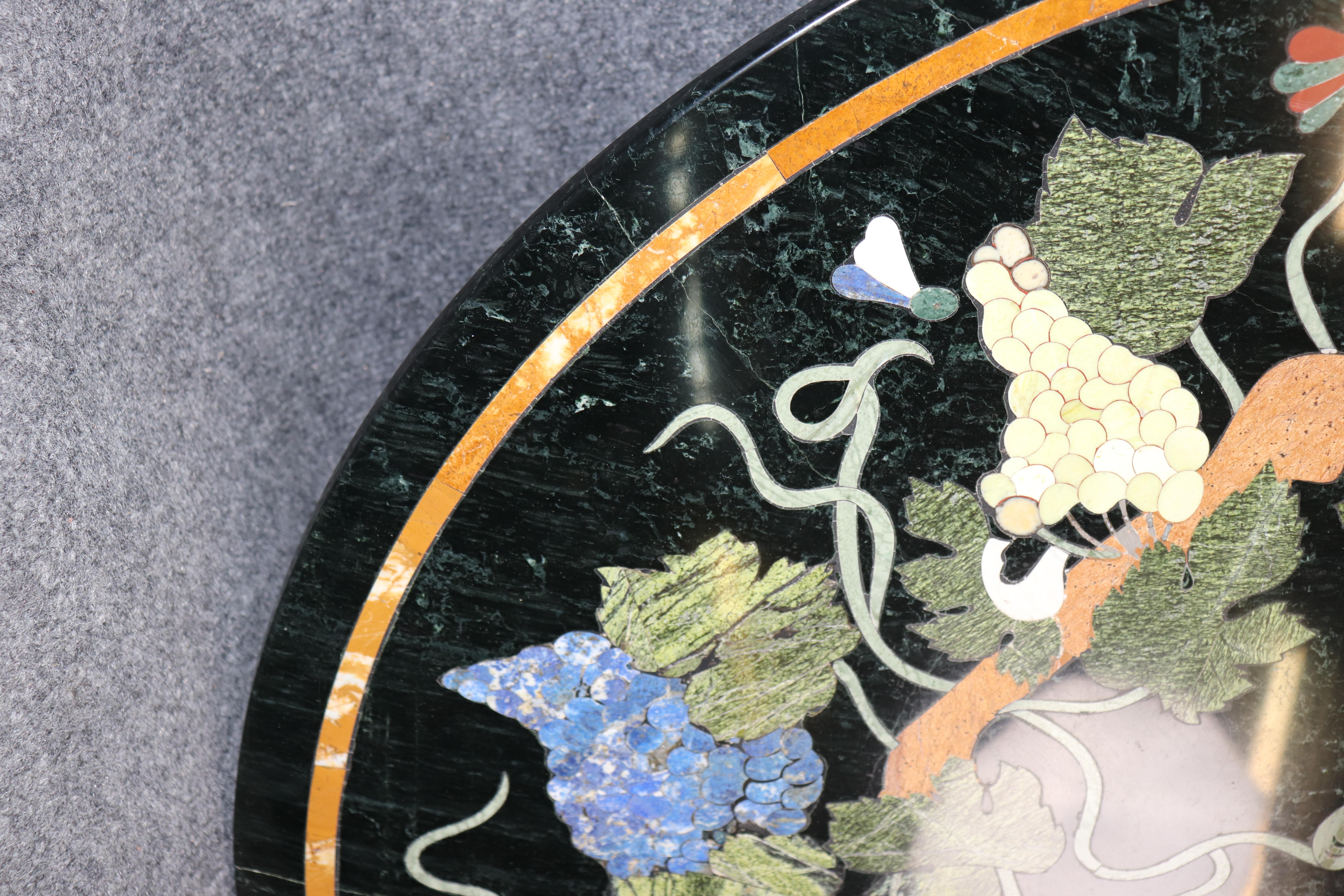 Fine Pietra Dura Italian Inlaid Marble Oval Dining Table Top Only - no Base in vendita 5