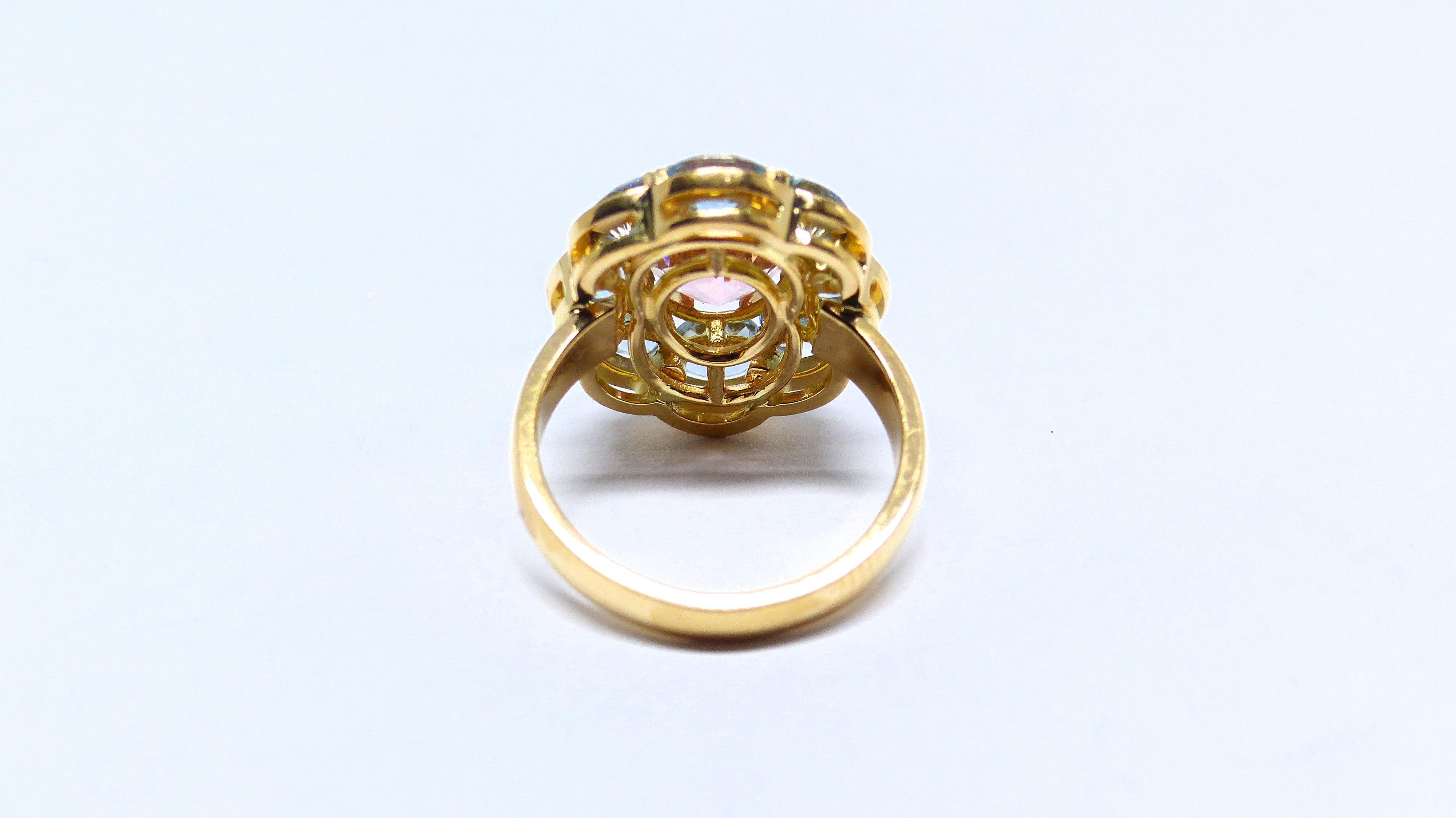 Fine Pink Tourmaline, Aquamarine and Diamond 18 Karat Rose Gold Ring In New Condition In Idar-Oberstein, DE