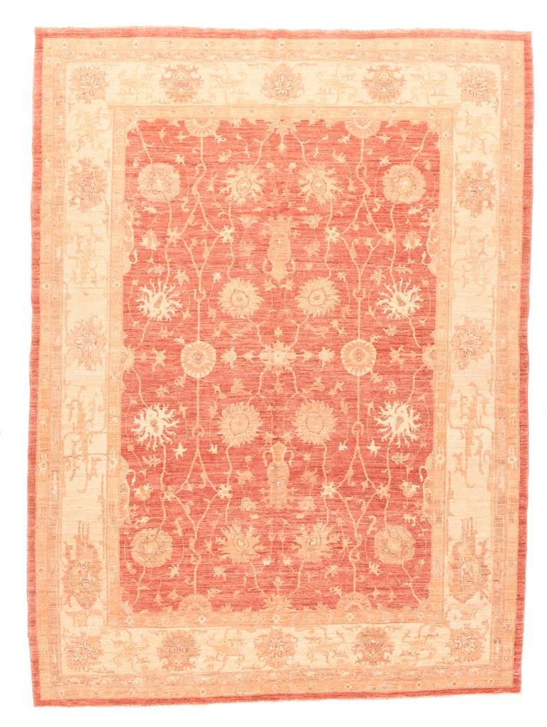Feiner Pakistanischer Pishawar-Teppich, handgeknüpft (Handgeknüpft) im Angebot