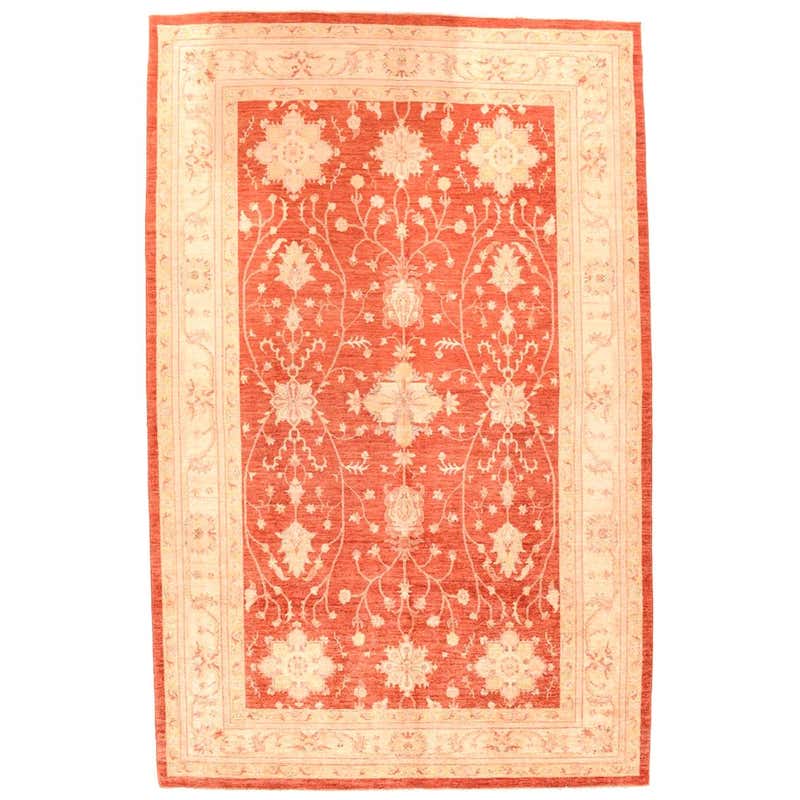 Fine Peshawar Pakistan Rug, Hand Knotted For Sale at 1stDibs