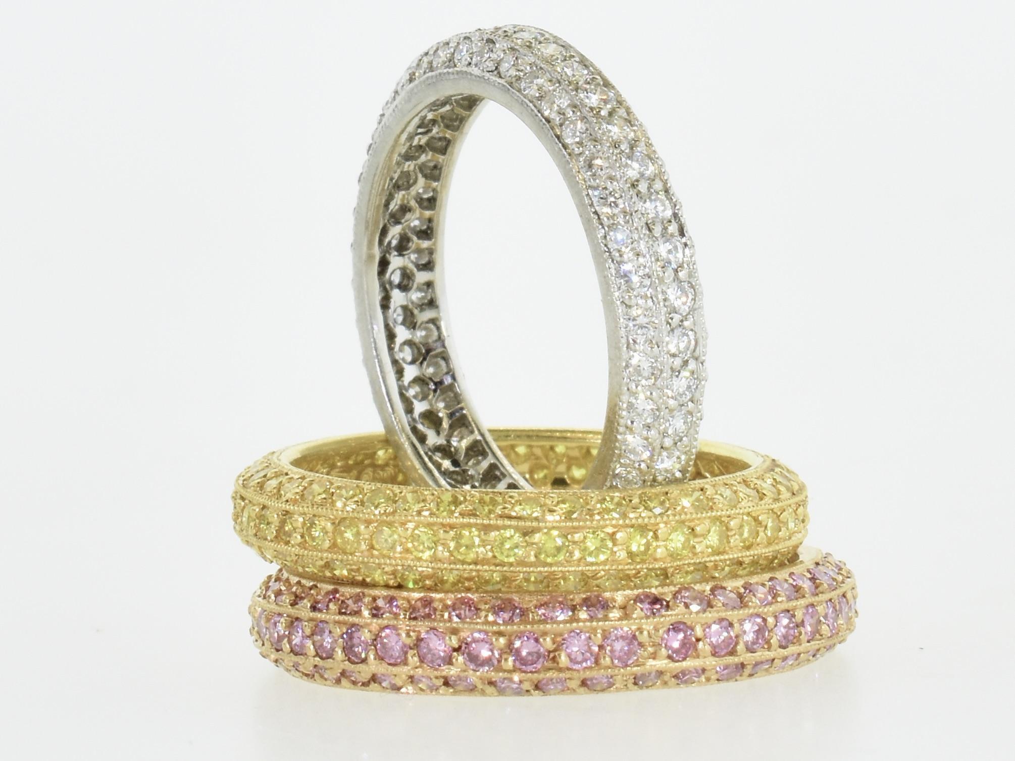 Fine Platinum & White Brilliant Cut Diamond Eternity Band, Pierre/Famille. For Sale 2